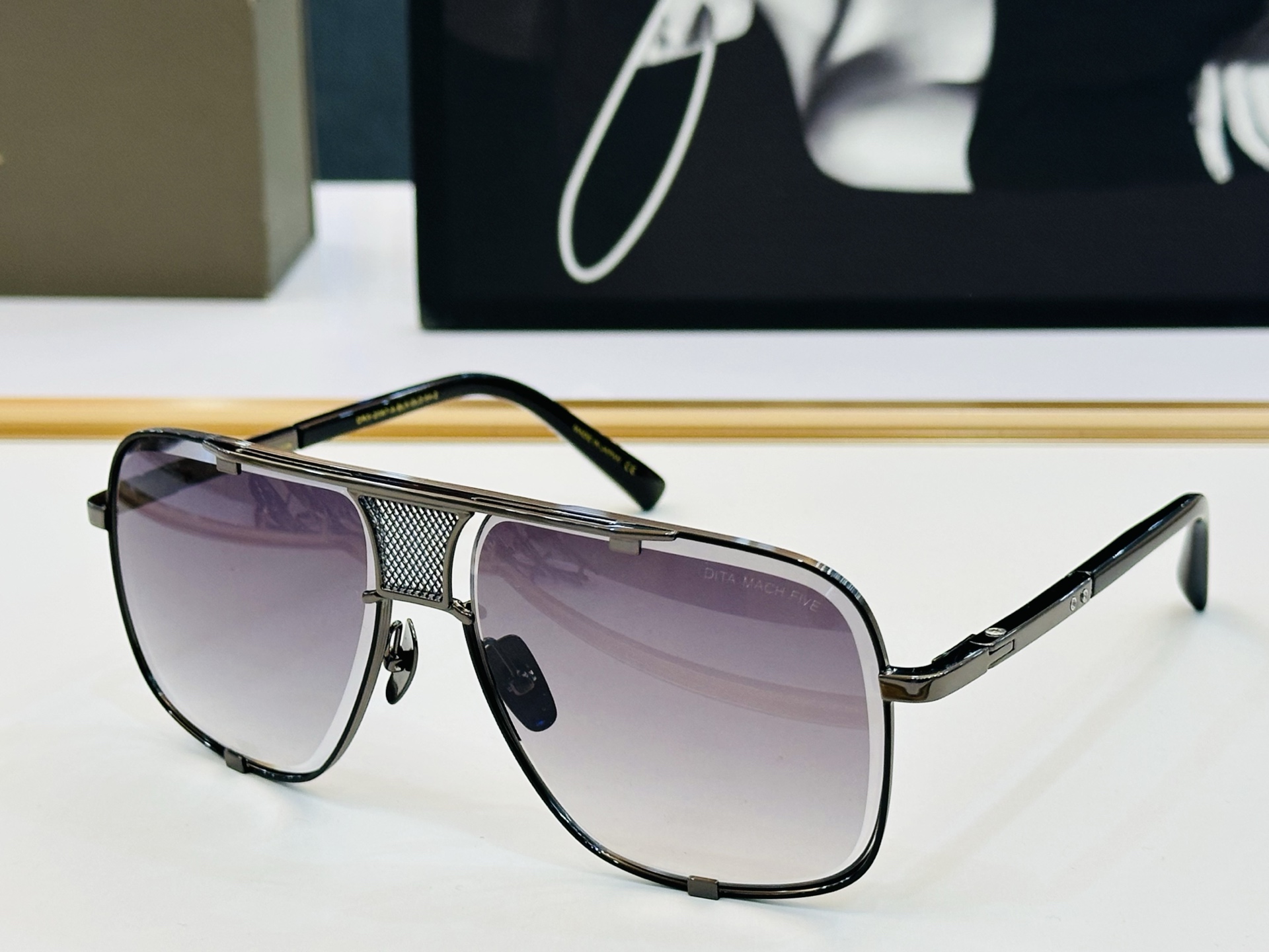 官网款 DlT* 迪塔 DRX-2087  Size：64口14-127 意大利最新原单货 得意得意男款