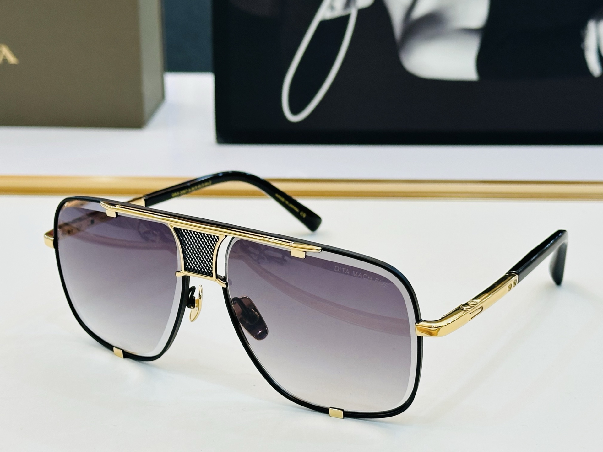 官网款 DlT* 迪塔 DRX-2087  Size：64口14-127 意大利最新原单货 得意得意男款