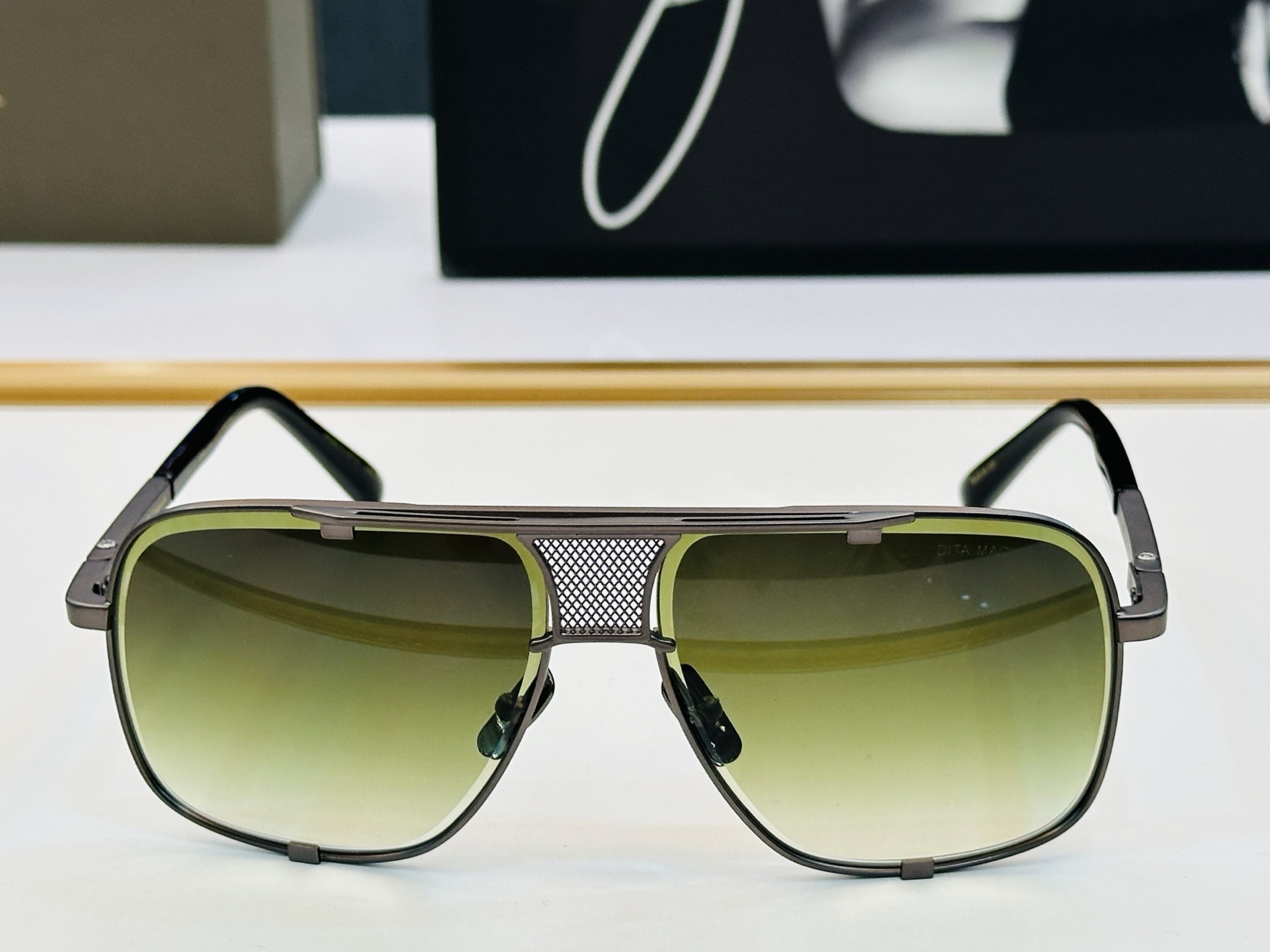 官网款 DlT* 迪塔 DRX-2087  Size：64口14-127 意大利最新原单货 得意得意男款