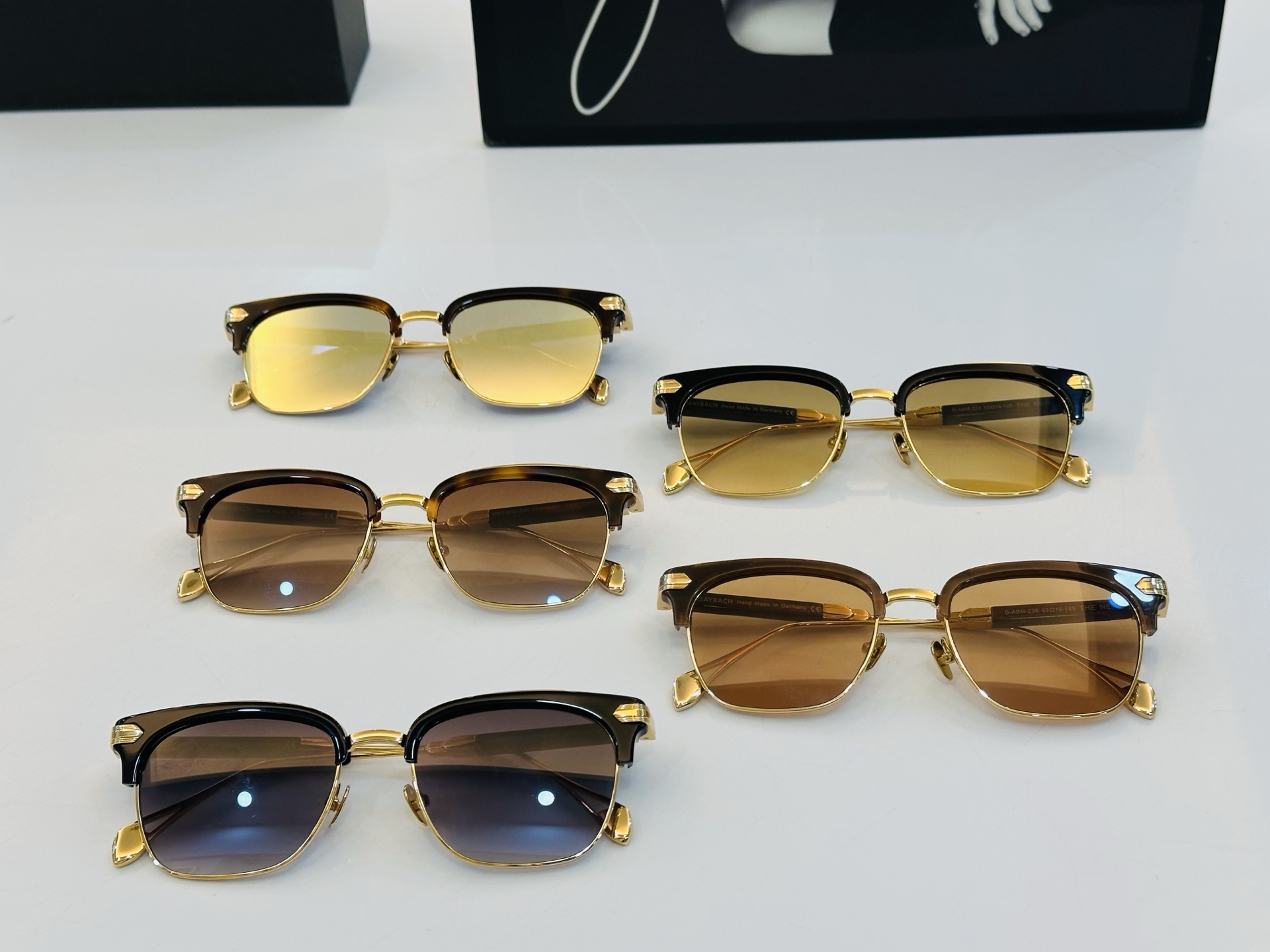 高品质 迈巴赫 🎉🎉做工精美💕💕MAYBAC*H Z22 Size：53口19-145 质感十足 L👍高