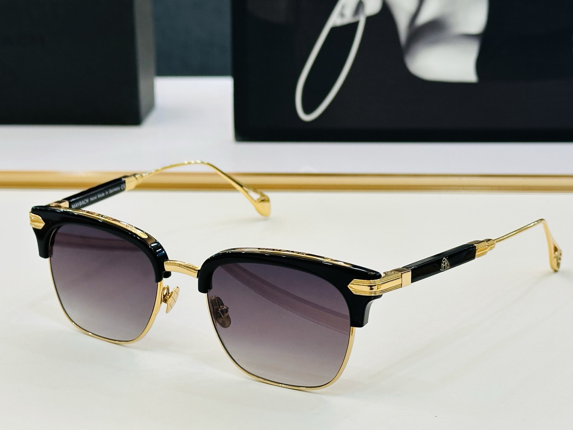 高品质 迈巴赫 🎉🎉做工精美💕💕MAYBAC*H Z22 Size：53口19-145 质感十足 L👍高