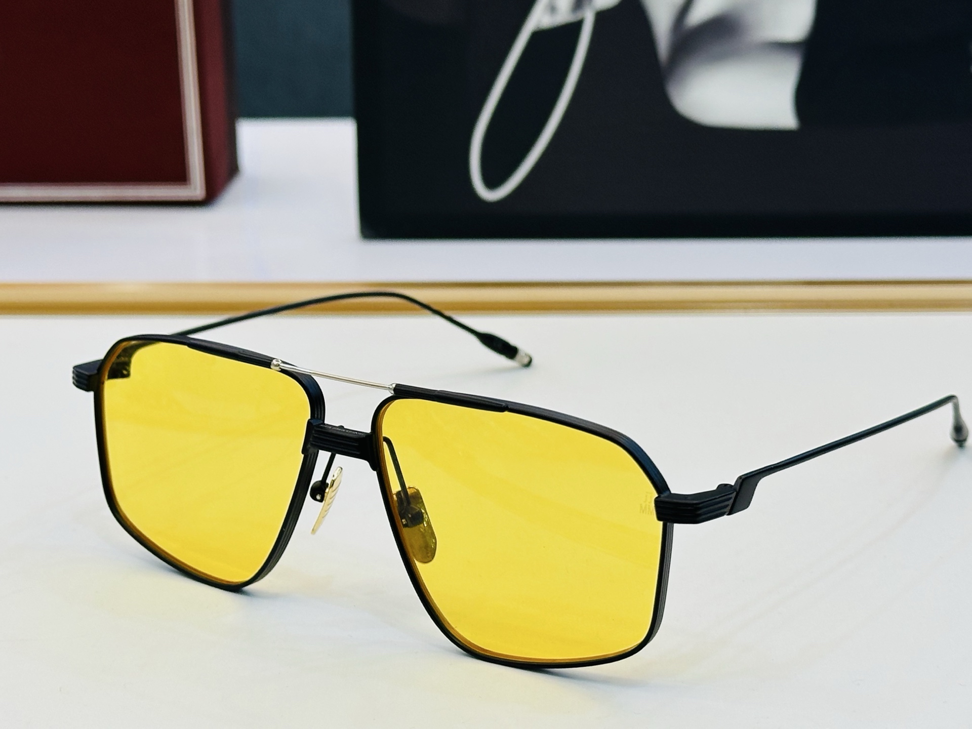 JACQUES MARIE JAGGER 日本手工眼镜 镜框採用上板材打造出  SIZE：51口23-1