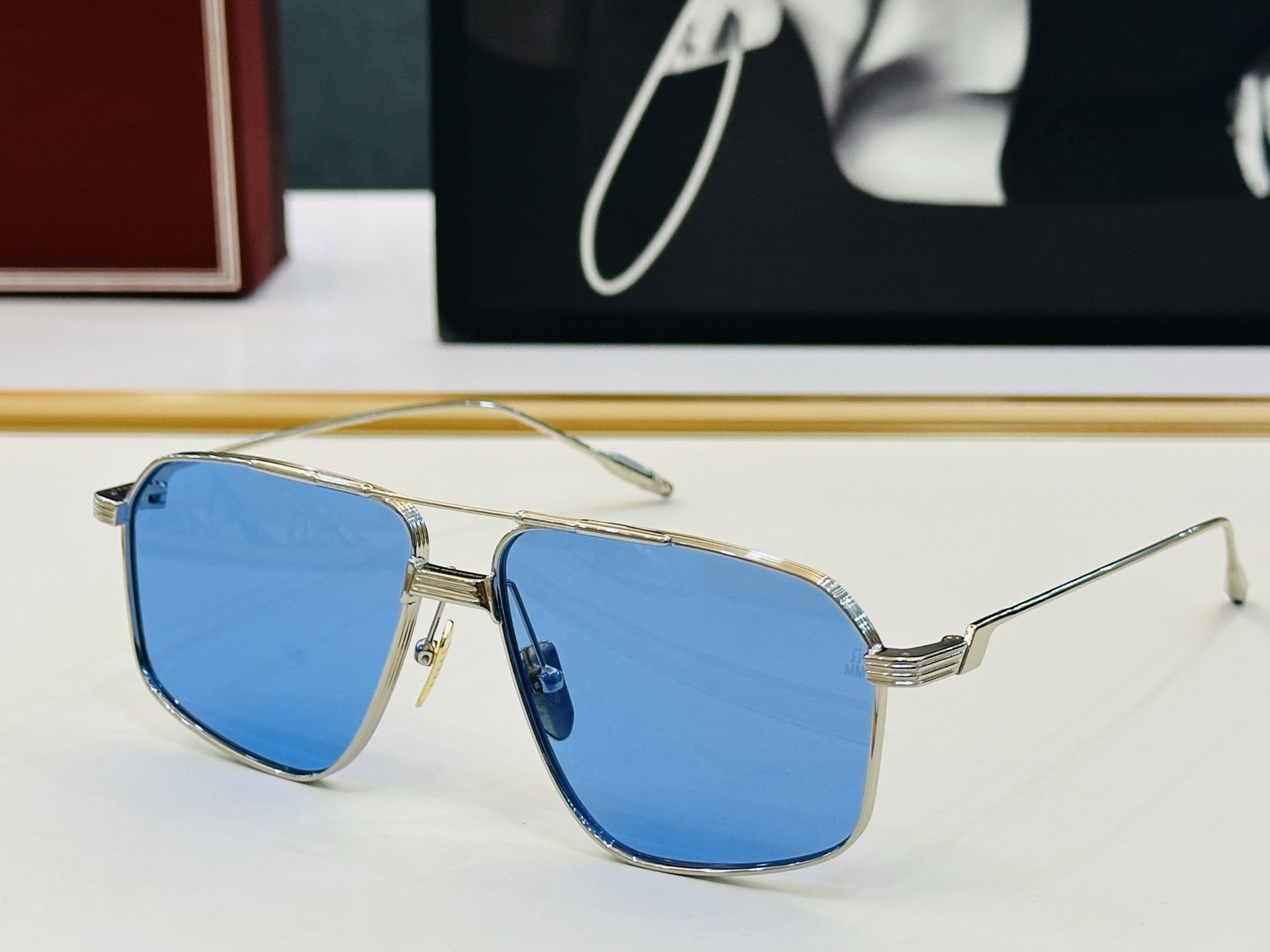 JACQUES MARIE JAGGER 日本手工眼镜 镜框採用上板材打造出  SIZE：51口23-1