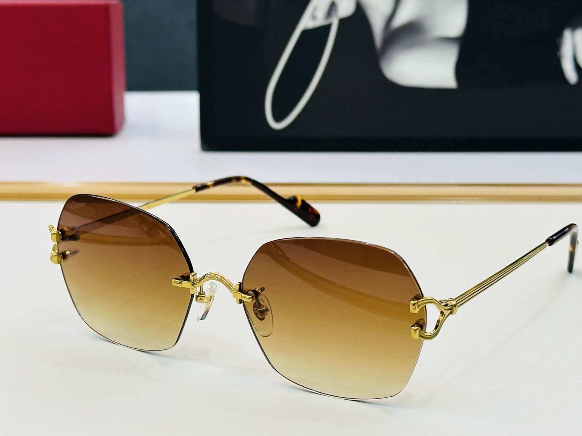 Cartie* 卡家 太阳镜 CT0564O Size：55口18-145 电镀工艺精湛气质十足！W男女