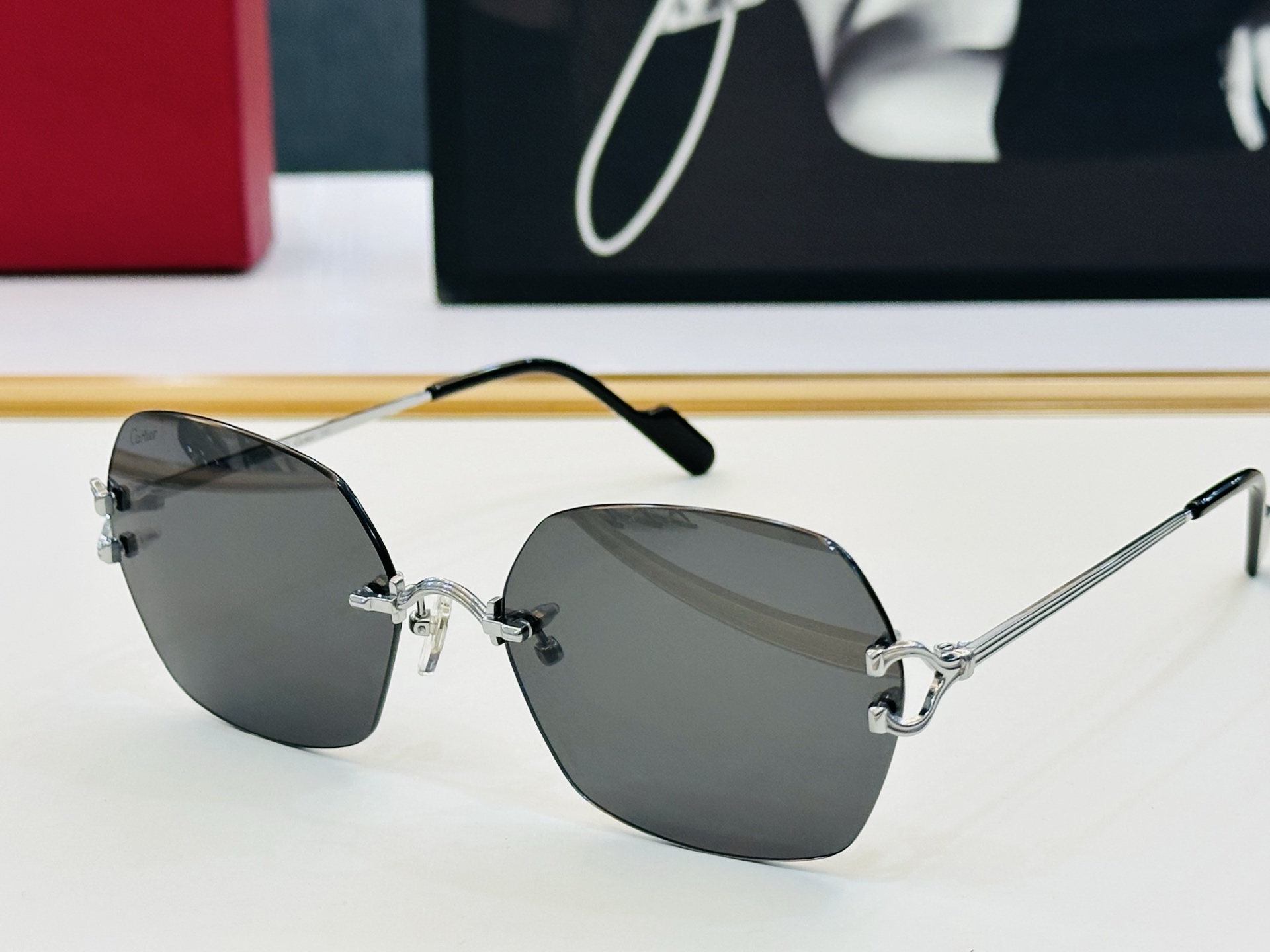 Cartie* 卡家 太阳镜 CT0564O Size：55口18-145 电镀工艺精湛气质十足！W男女