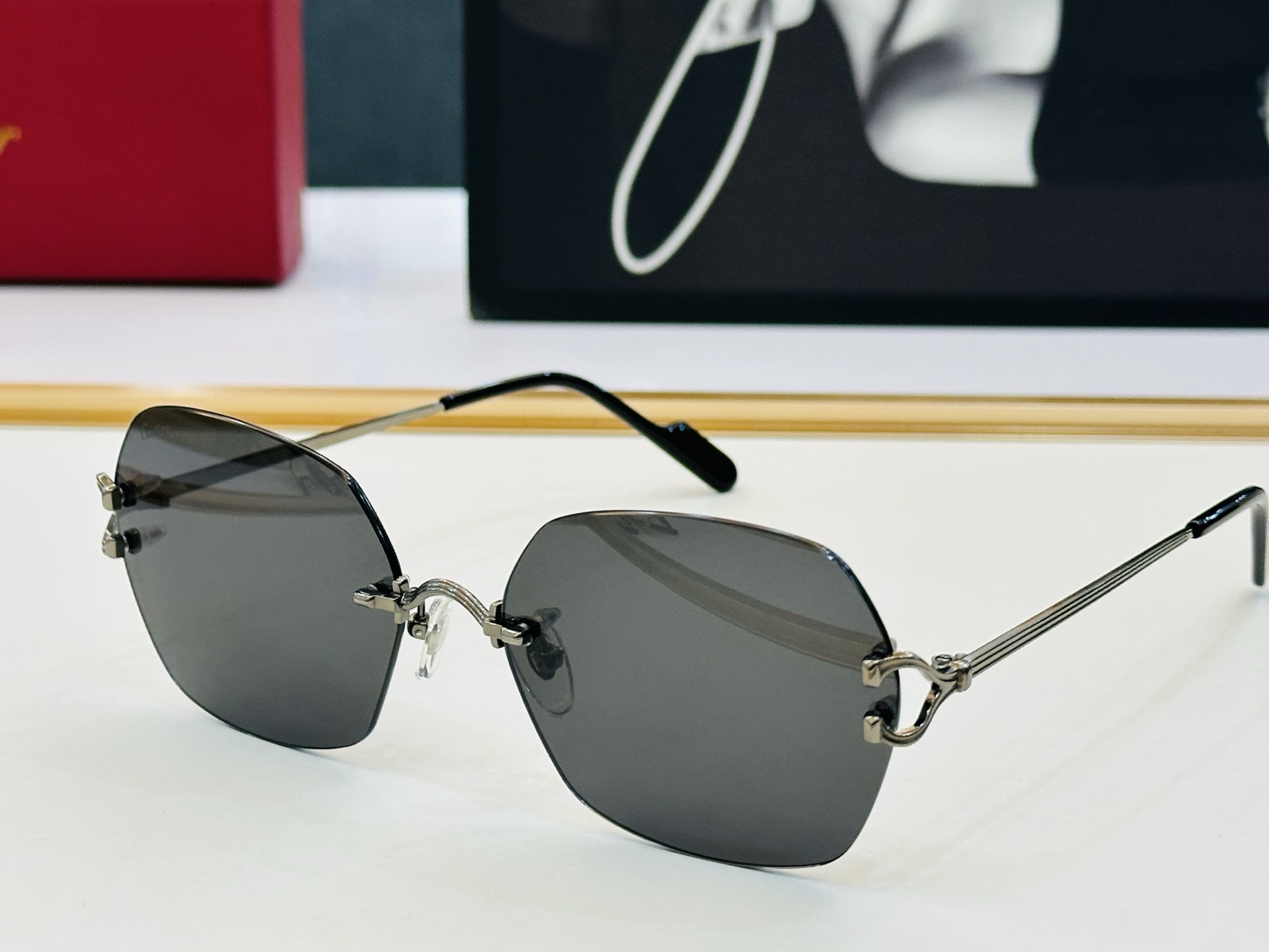 Cartie* 卡家 太阳镜 CT0564O Size：55口18-145 电镀工艺精湛气质十足！W男女