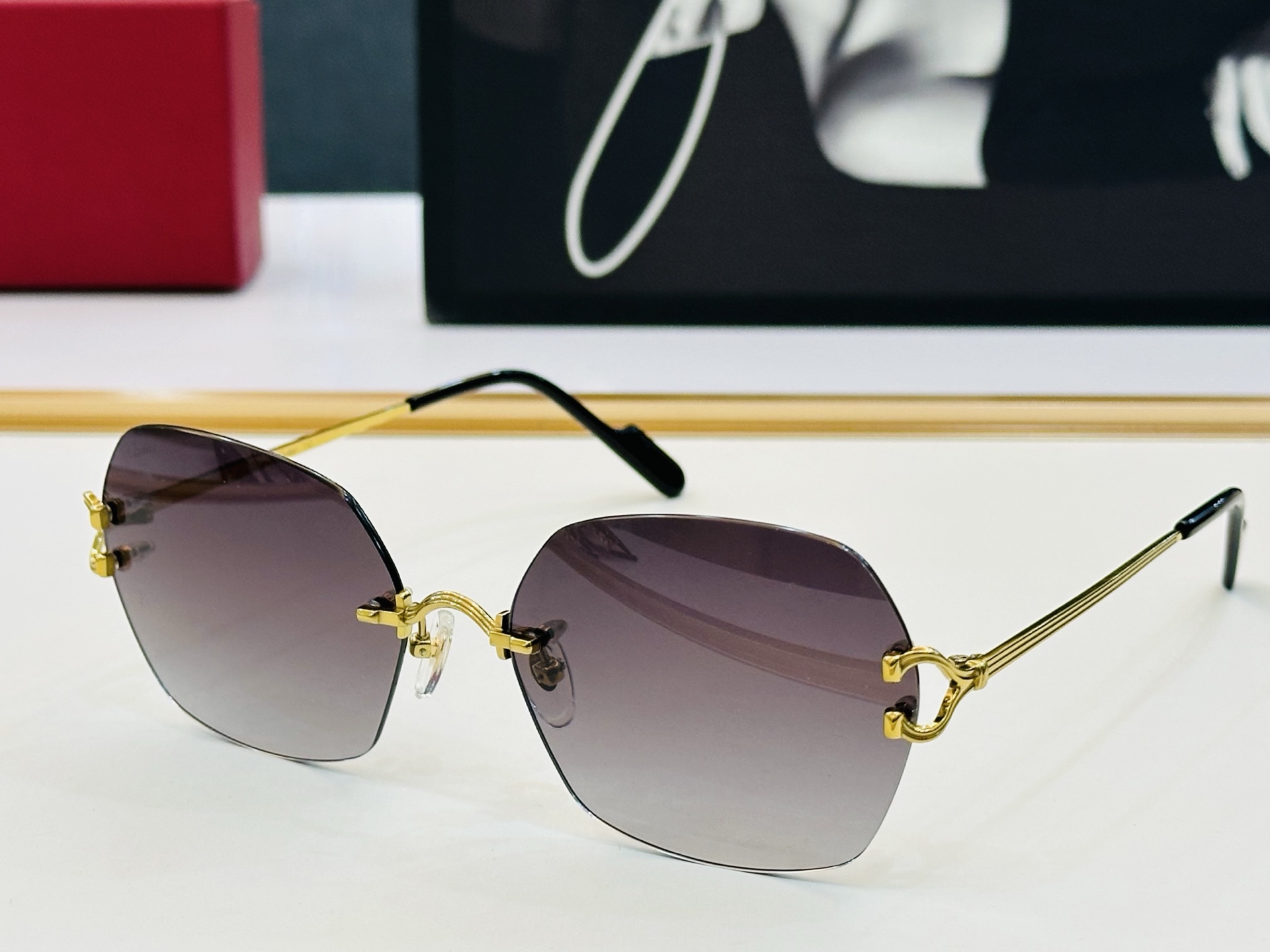 Cartie* 卡家 太阳镜 CT0564O Size：55口18-145 电镀工艺精湛气质十足！W男女