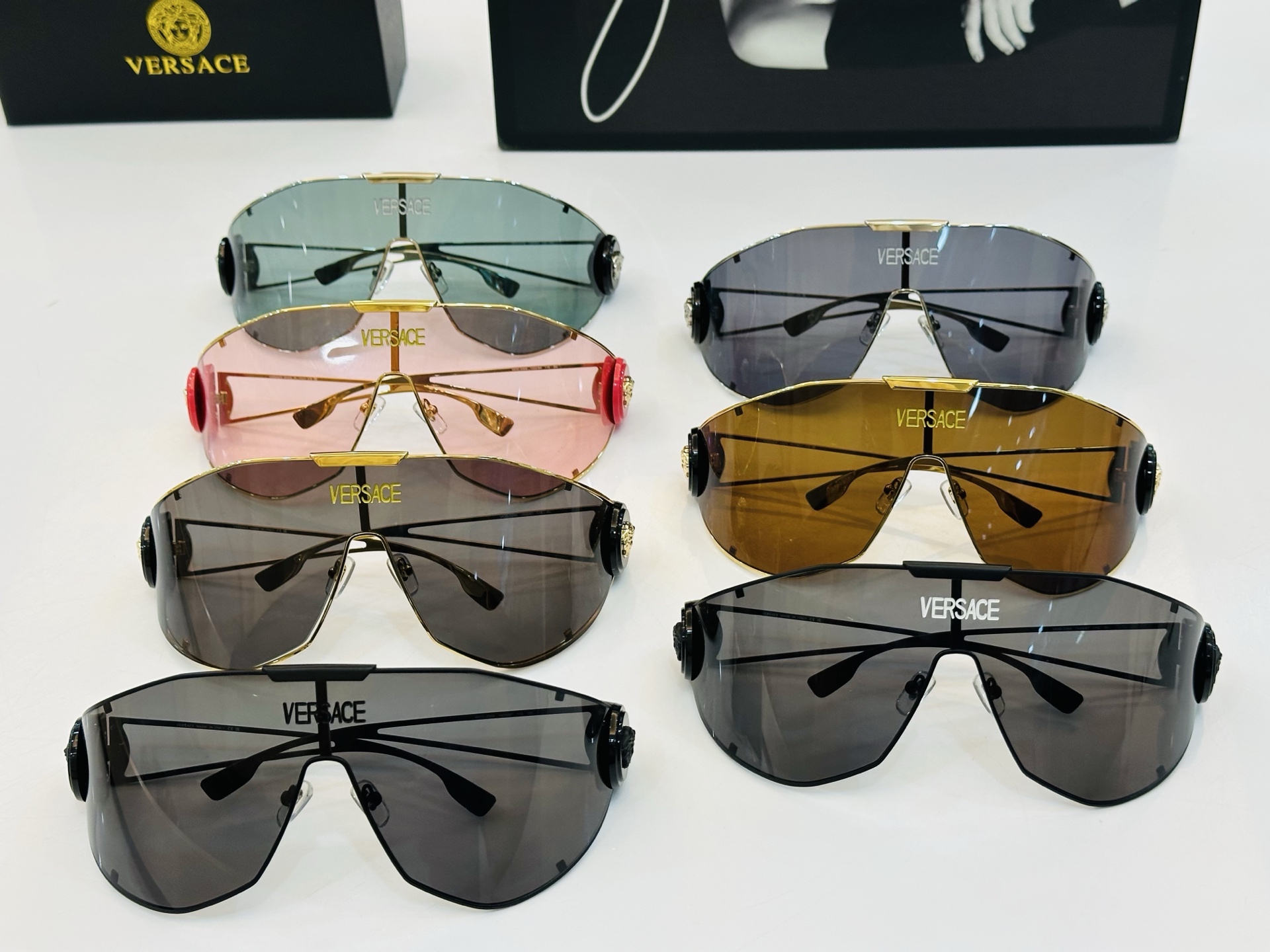 ❤️❤️范思家 VERSACE✨✨✨MODEL：2268  ✨大框 一体镜面 1S有范 
