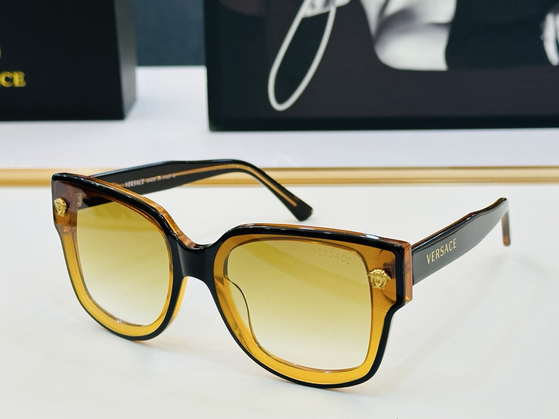 🎉🎉范思家 VERSACE✨✨✨MODEL：VE4528 ✨✨✨SIZE：63口17-145✨大框 C有