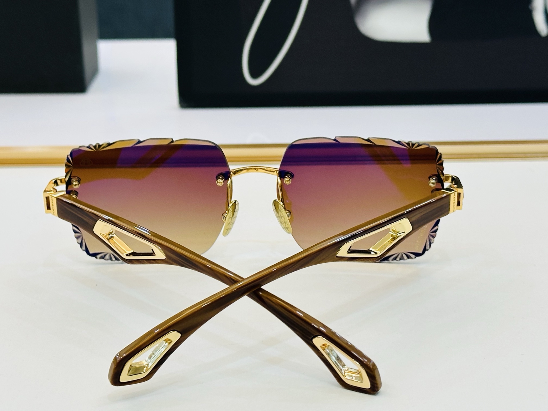 高品质 迈巴赫 🎉🎉做工精美💕💕MAYBAC*H Z154   Size：61口17-145  质感十足