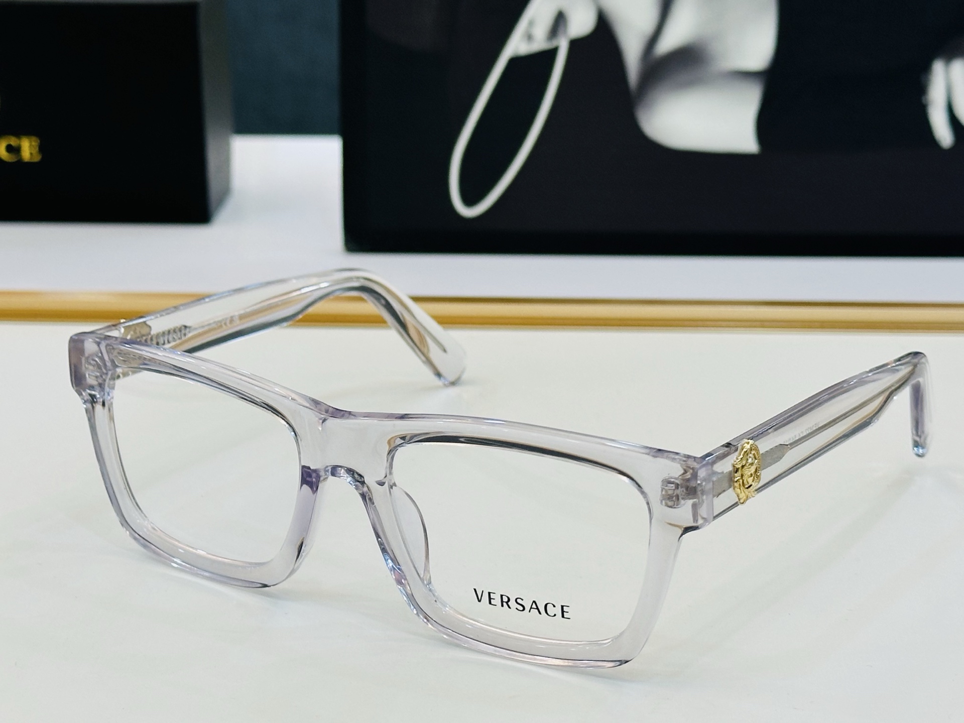 🎉🎉范思家 VERSACE✨✨✨MODEL：VE3422 Size：54口19-145     ✨Z有范