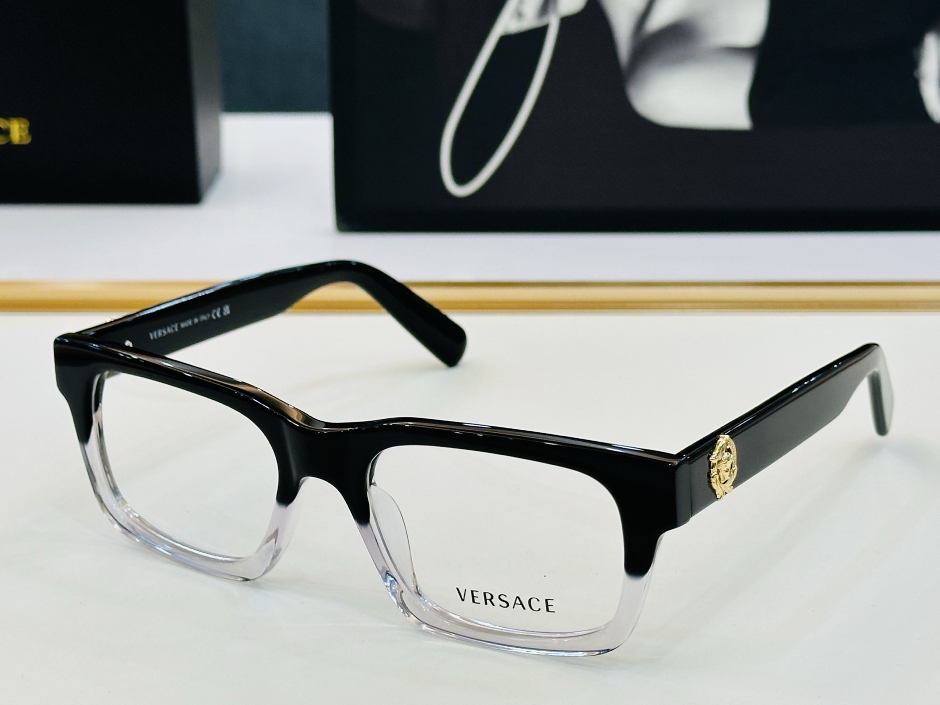 🎉🎉范思家 VERSACE✨✨✨MODEL：VE3421 Size：54口19-145     ✨Z有范