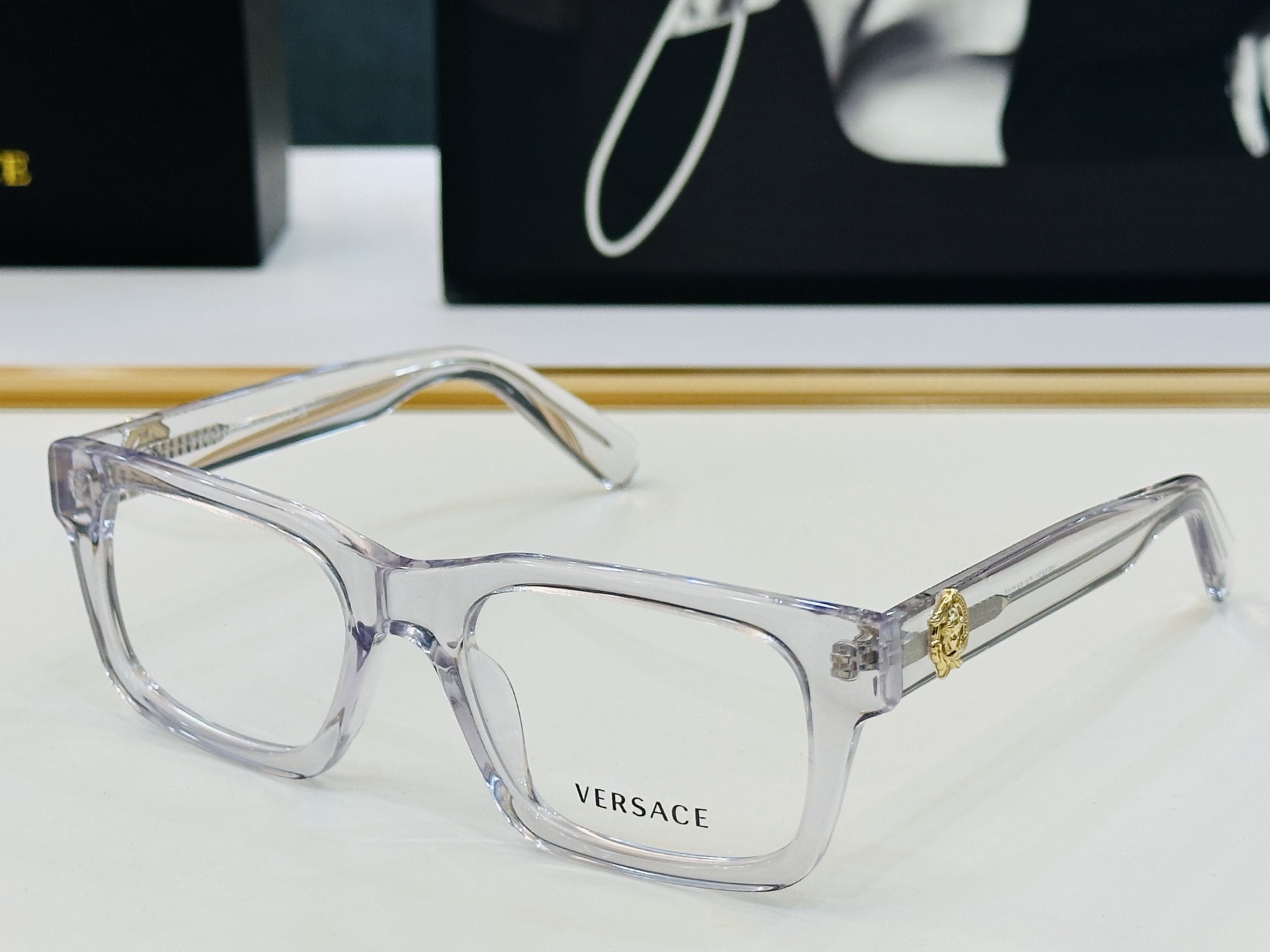 🎉🎉范思家 VERSACE✨✨✨MODEL：VE3421 Size：54口19-145     ✨Z有范