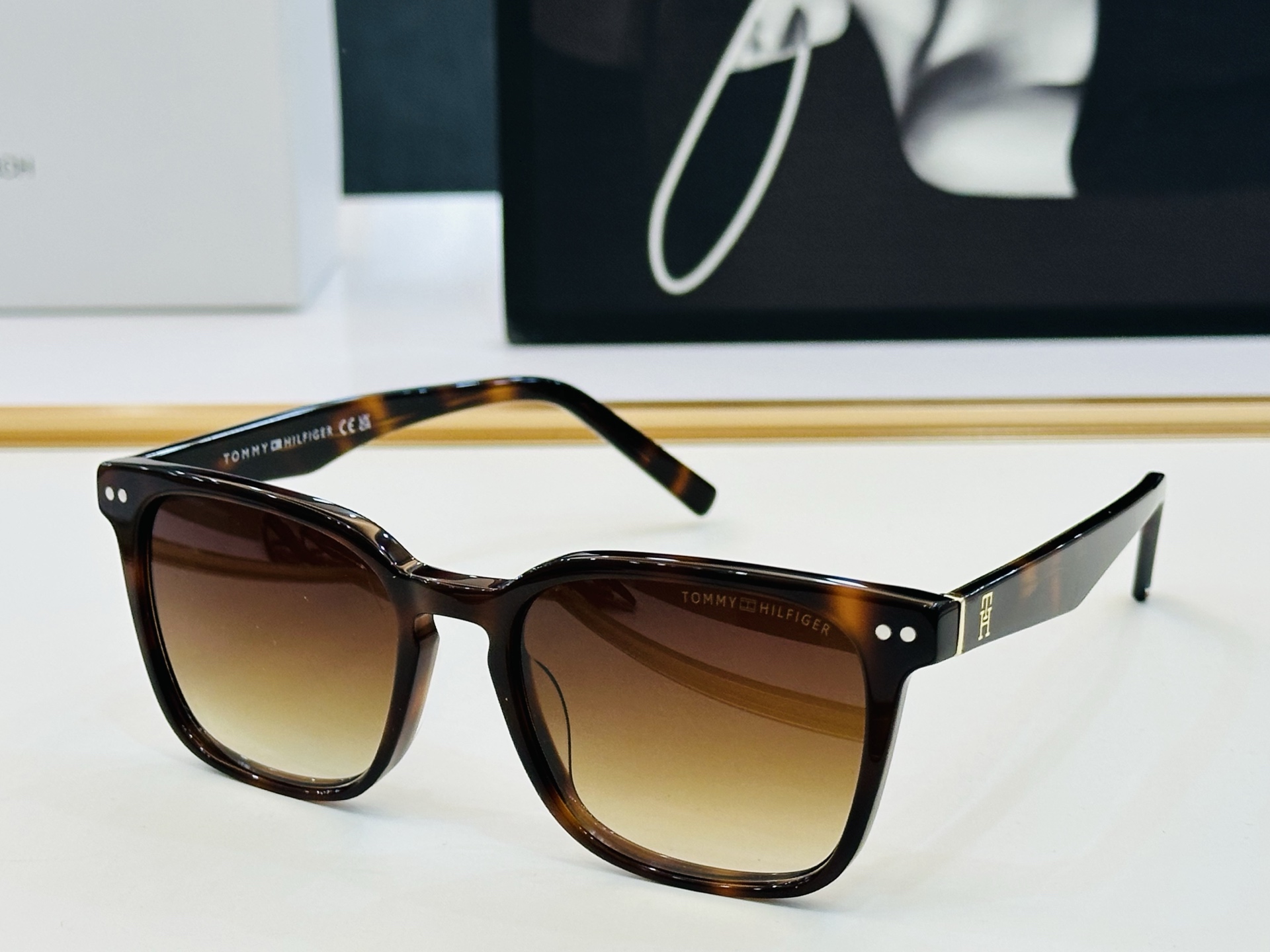 TORY BURC*⚜️MODELTH2158/S  😘😘重磅出品 SIZE 52口18-145 L高品