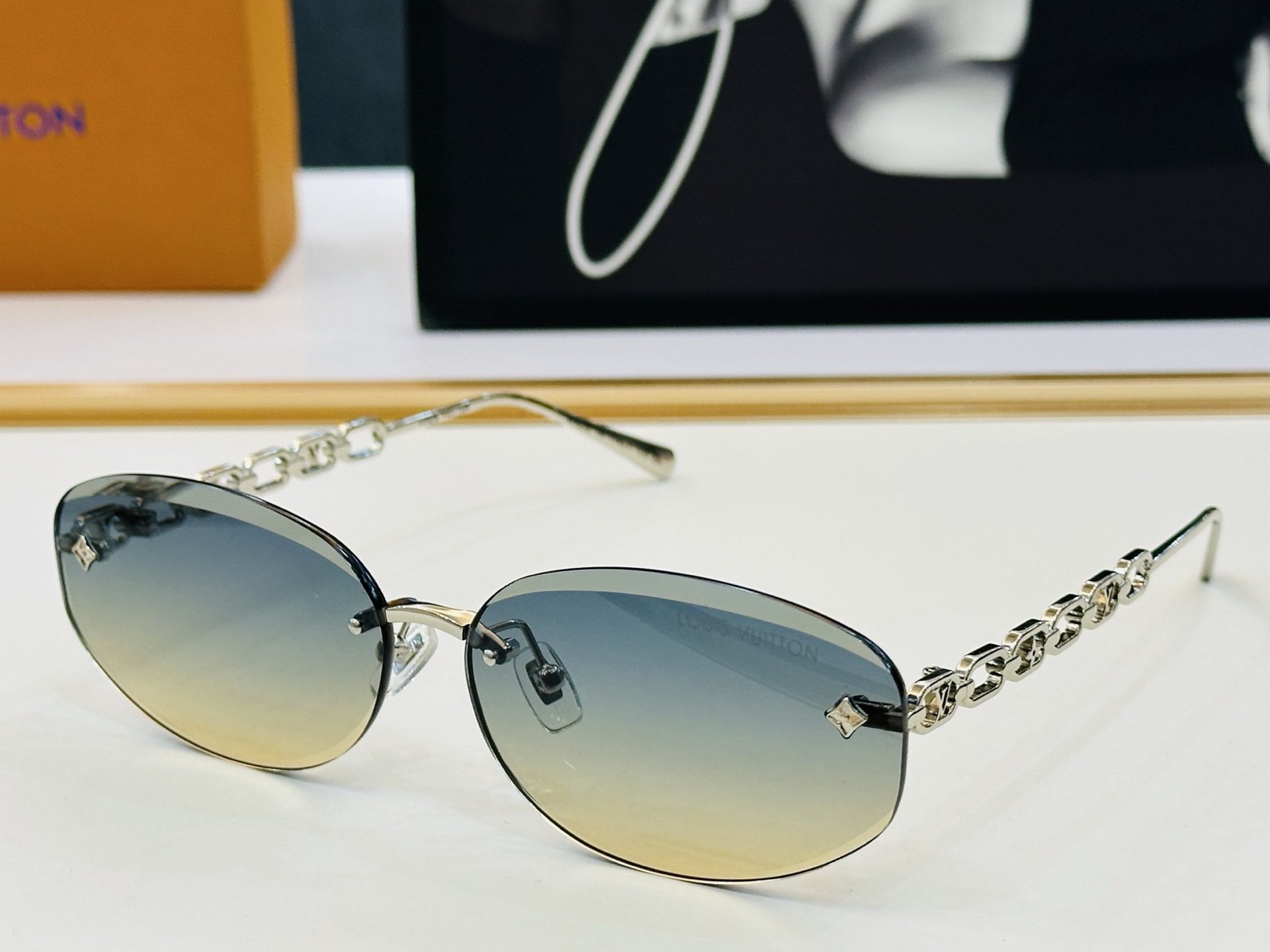 路易家 🎩Z3016U Size：64口13-135   充满活力的 展现独特个性🌟展现大气的你 C高品