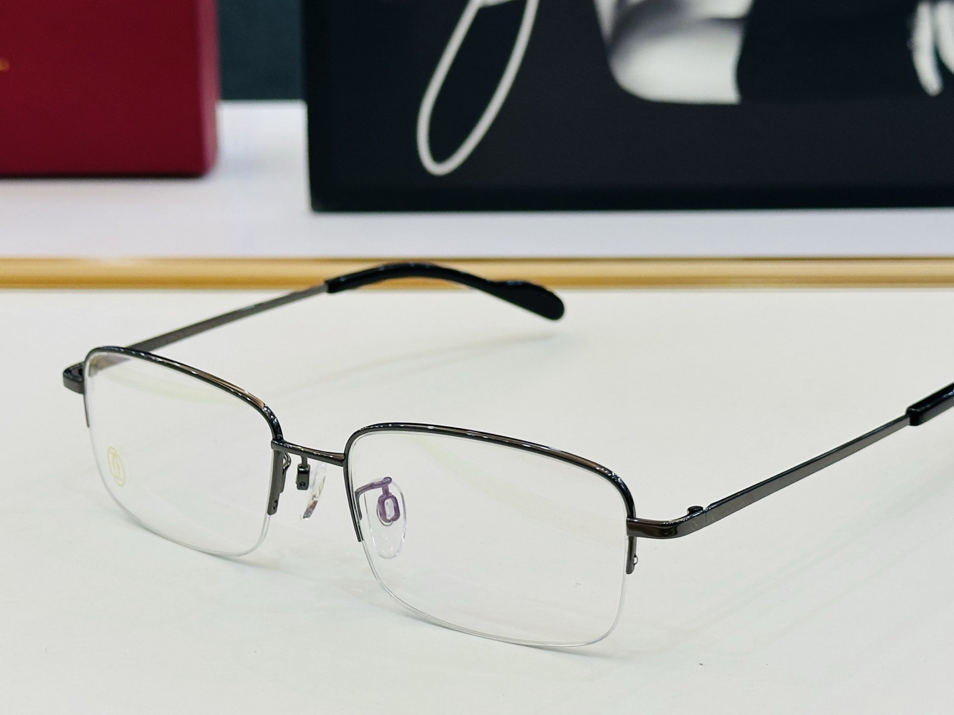 NO:373898,Original Cartie* Kajia Official website classic sunglasses CT0255 Size55 18-142 Exquisite electroplating technology big brand L is very elegant when worn Glasses sunglasses sunglasses, glasses, cartier19860909原版Cartie* 卡家 官网经典款 太阳镜 CT0255 Size55口18-142 电镀工艺精湛大牌品 L戴起来气质十足 眼镜墨镜太阳镜,眼镜,cartier,glasses