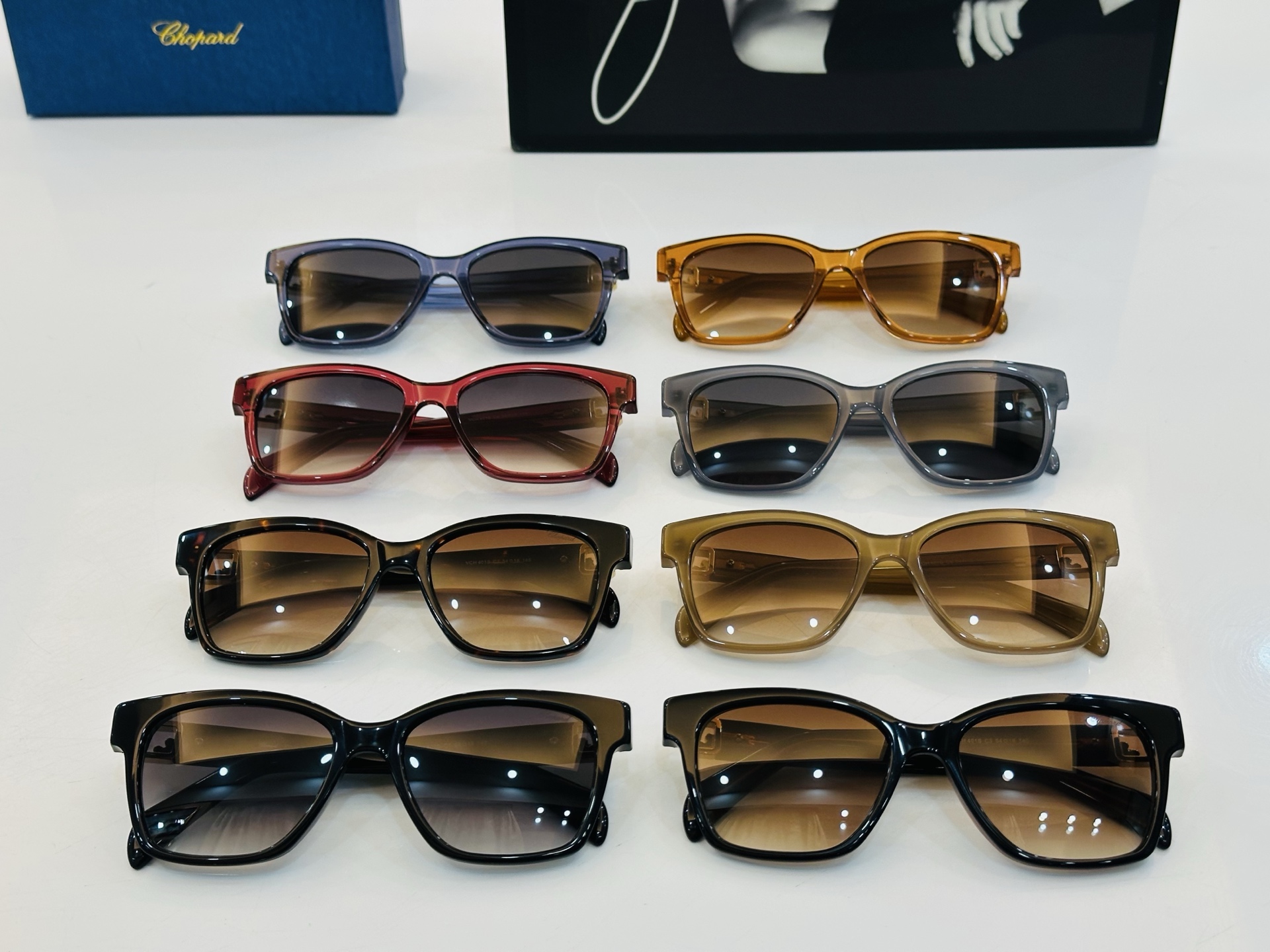 原版 ChoPard肖邦 MODEL VCH401S Size：54口18-145 以现代时尚的设计风格