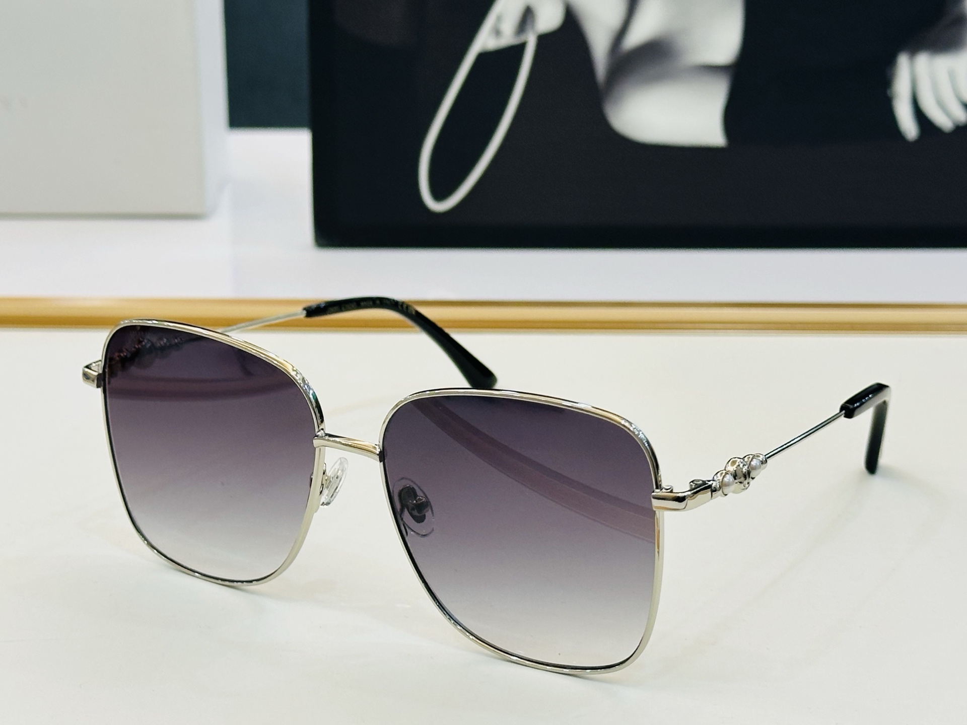 JIMMY CHO* 吉米家 JCHESTER/S Size：59口15-145  新款  坚持一如既往