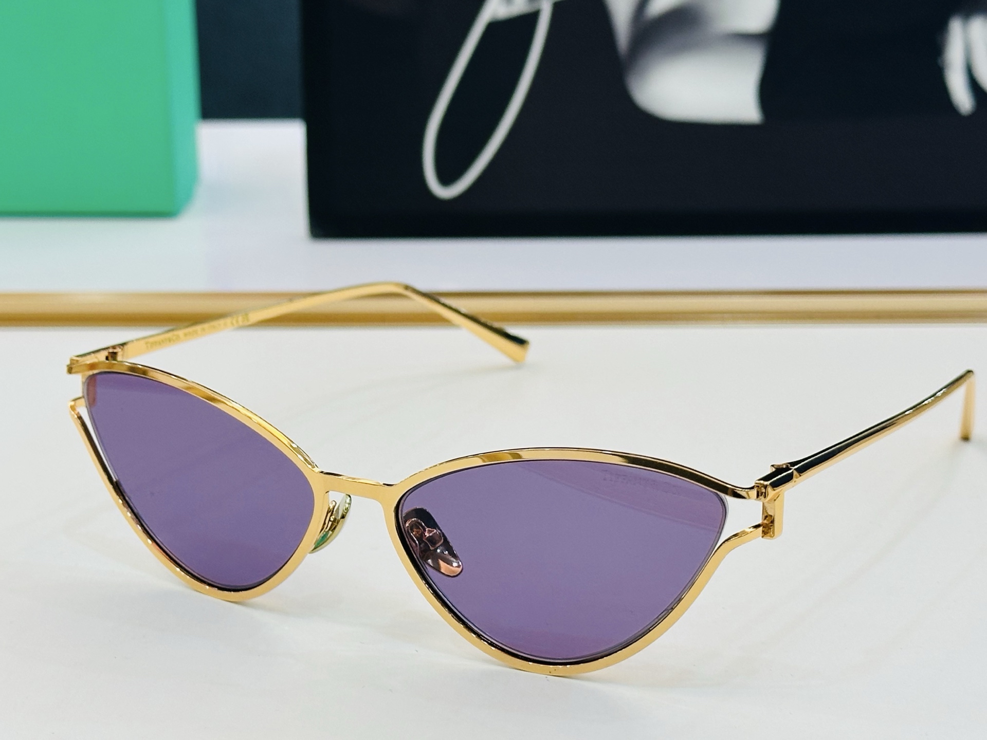 蒂芙家 Tiffany & CO. TF3095     Size：58口16-140  时尚太阳镜架 