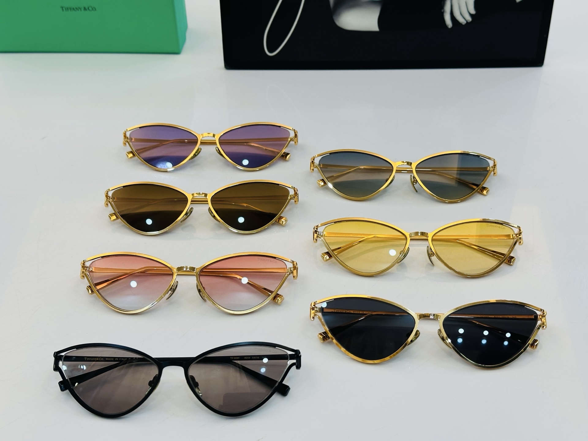 蒂芙家 Tiffany & CO. TF3095     Size：58口16-140  时尚太阳镜架 