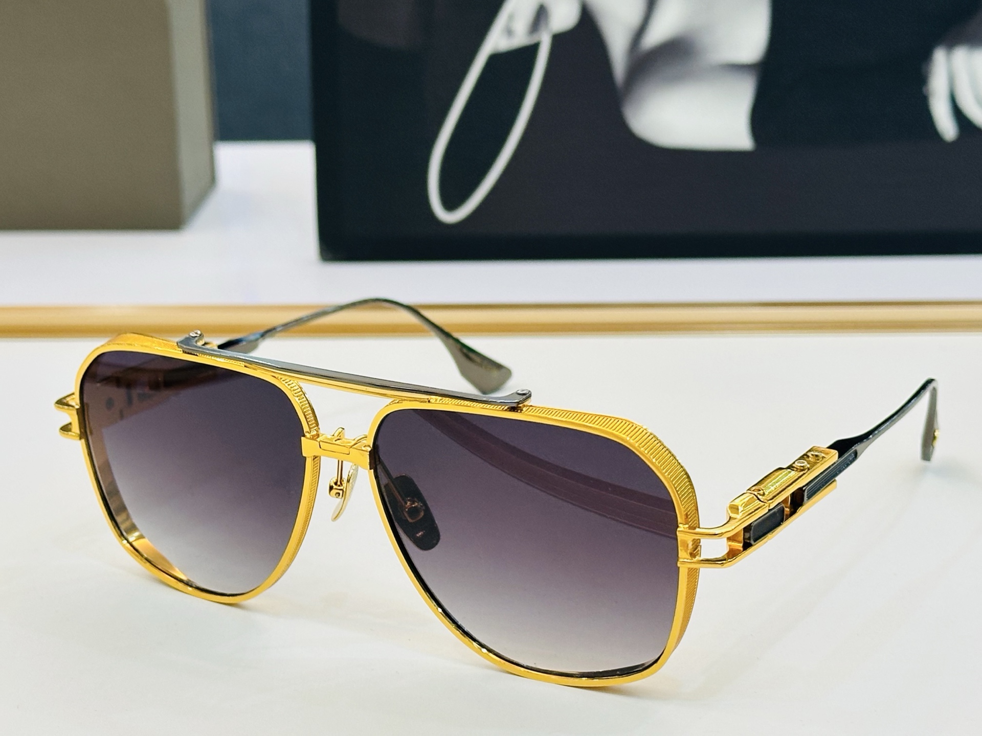 官网款 DlT* 迪塔 DTS315 Size：56口17-137  意大利最新原单货 得意得意男款太阳