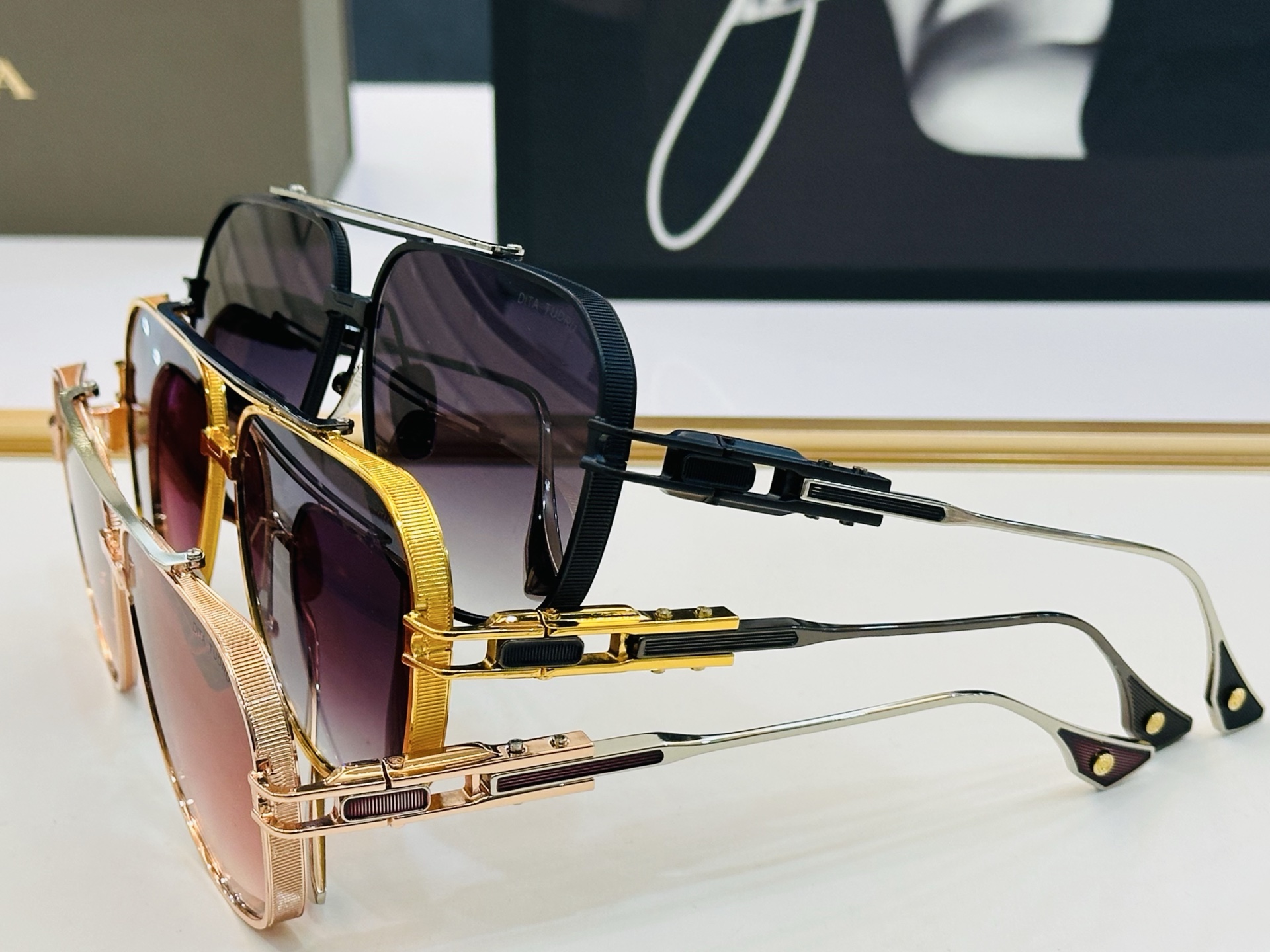 官网款 DlT* 迪塔 DTS315 Size：56口17-137  意大利最新原单货 得意得意男款太阳