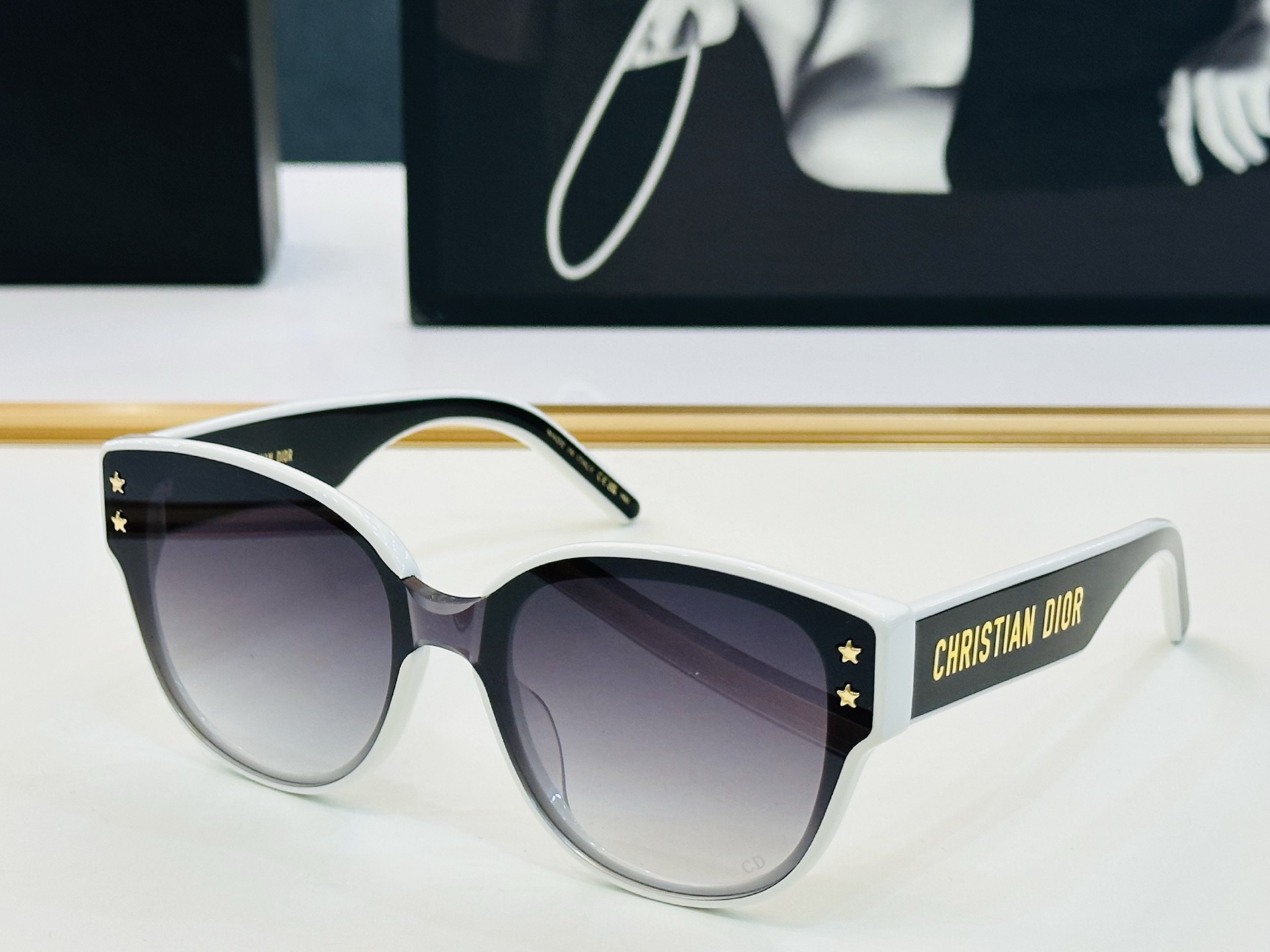 🔻🔻🔻DIO* 迪家 B2I  Size：53口21-140 春夏款墨镜 😎🔆 XL搭配镜腿精致 质量上