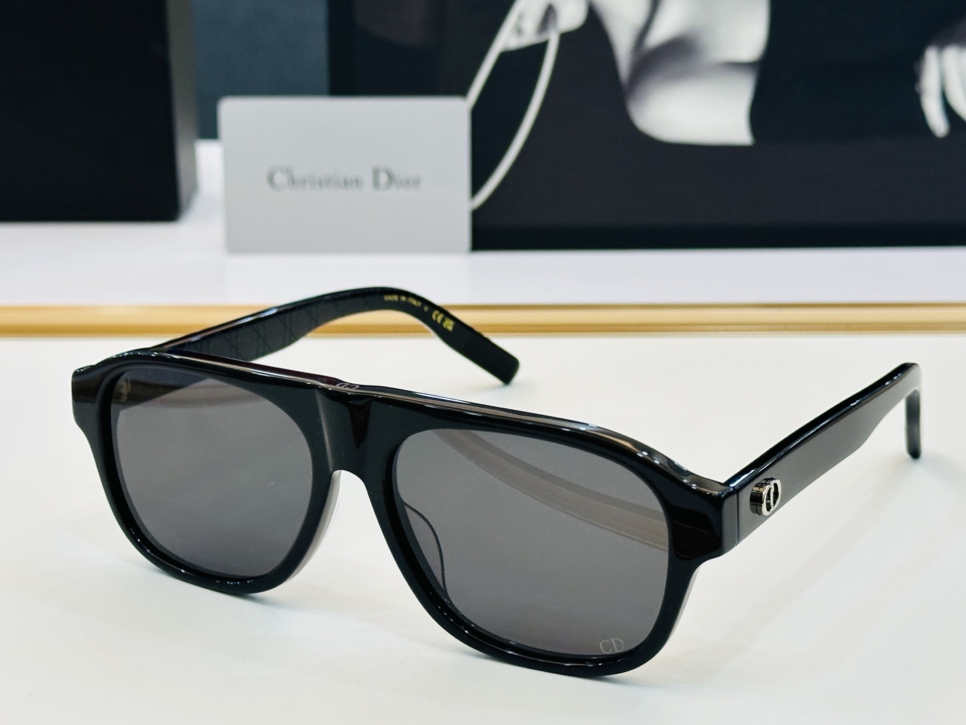 NO:373894,DIO* Dijia A1F Size57-ocket 16-145 Spring and summer sunglasses C with exquisite temples, excellent quality Glasses sunglasses, glasses, dior, dior19860909DIO* 迪家 A1F Size57口16-145 春夏款墨镜 C搭配镜腿精致 质量上佳 眼镜墨镜太阳镜,眼镜,dior,dior,glasses