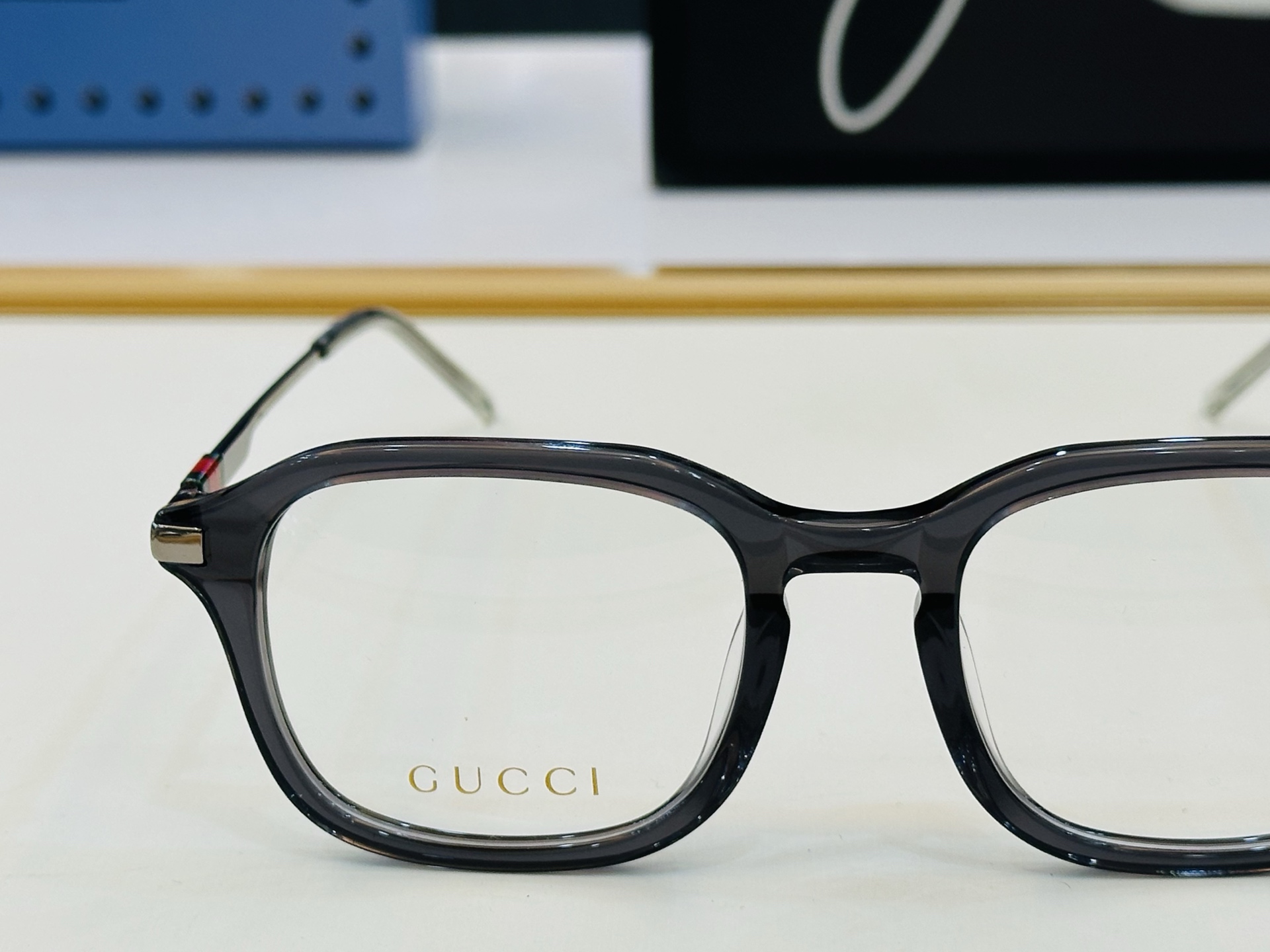 🔺GUCC*🔻 古家GG1891O Size：49口22-145  原版墨镜搭配镜框🔝🔝时尚靓丽 B个性