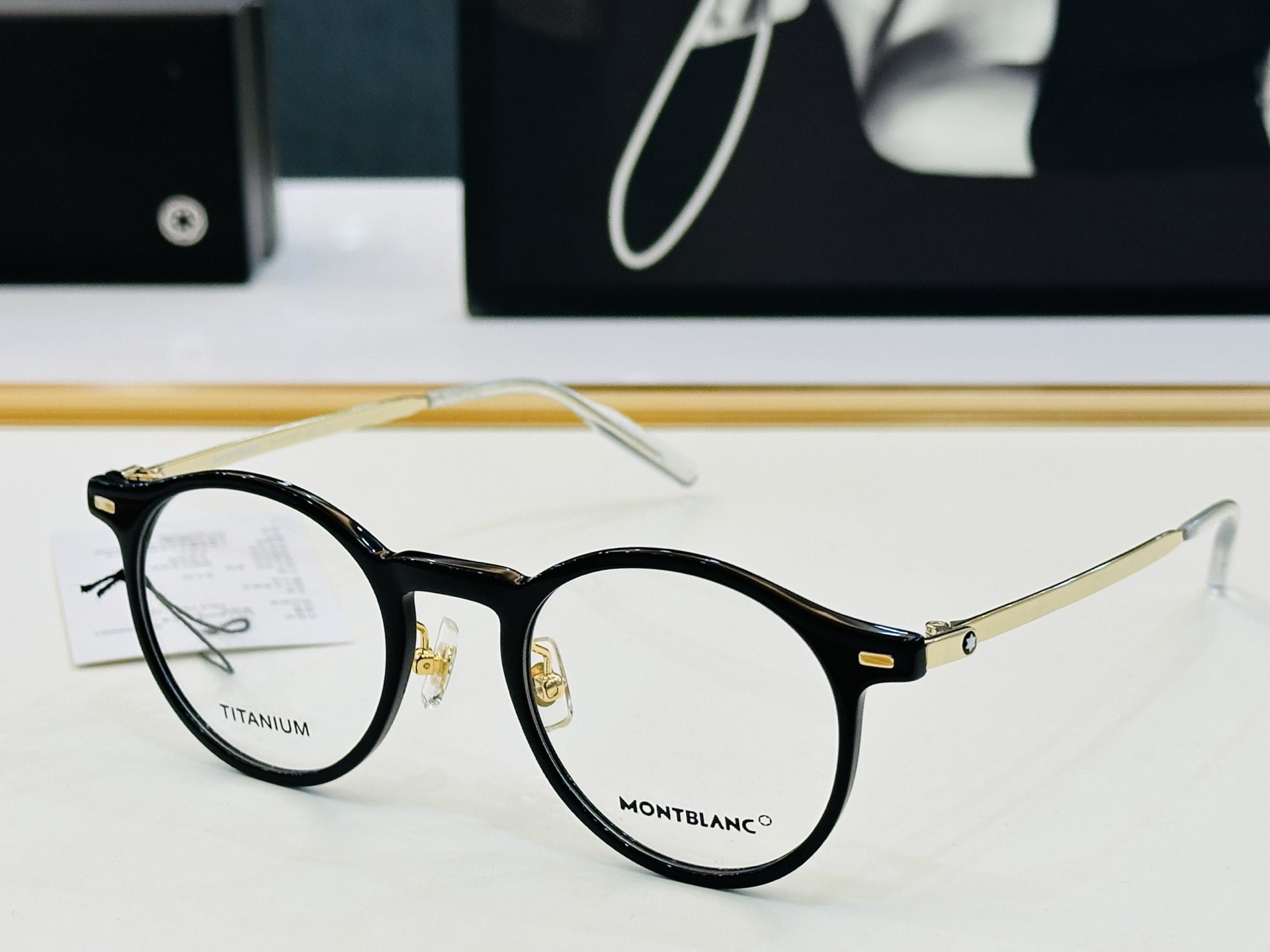 官网新品 MONTBLANC 万宝龙 MB0426O  Size：48口21-145   做工精良 👍👍