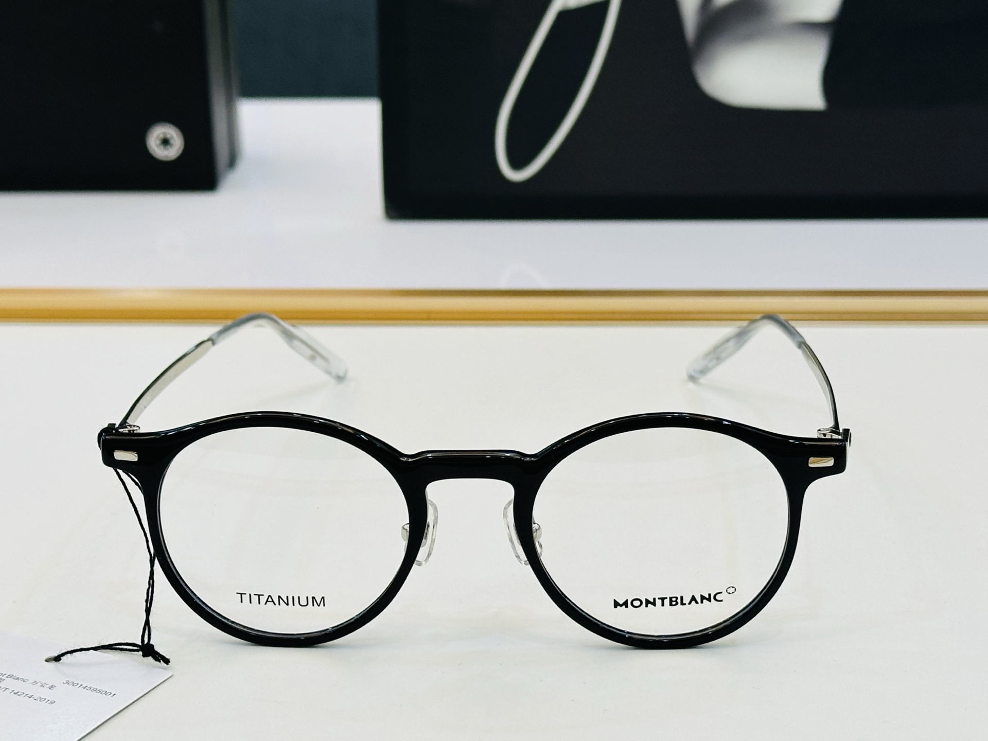 官网新品 MONTBLANC 万宝龙 MB0426O  Size：48口21-145   做工精良 👍👍