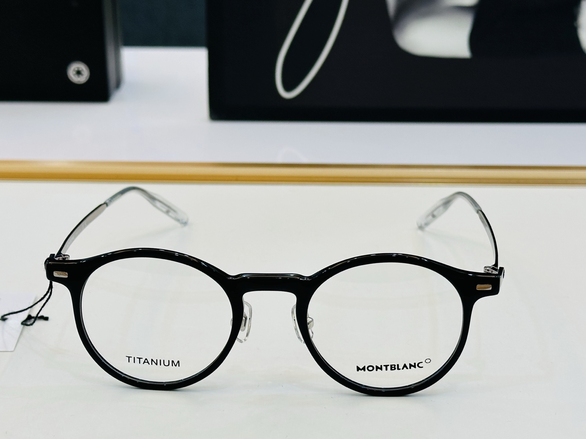 官网新品 MONTBLANC 万宝龙 MB0426O  Size：48口21-145   做工精良 👍👍