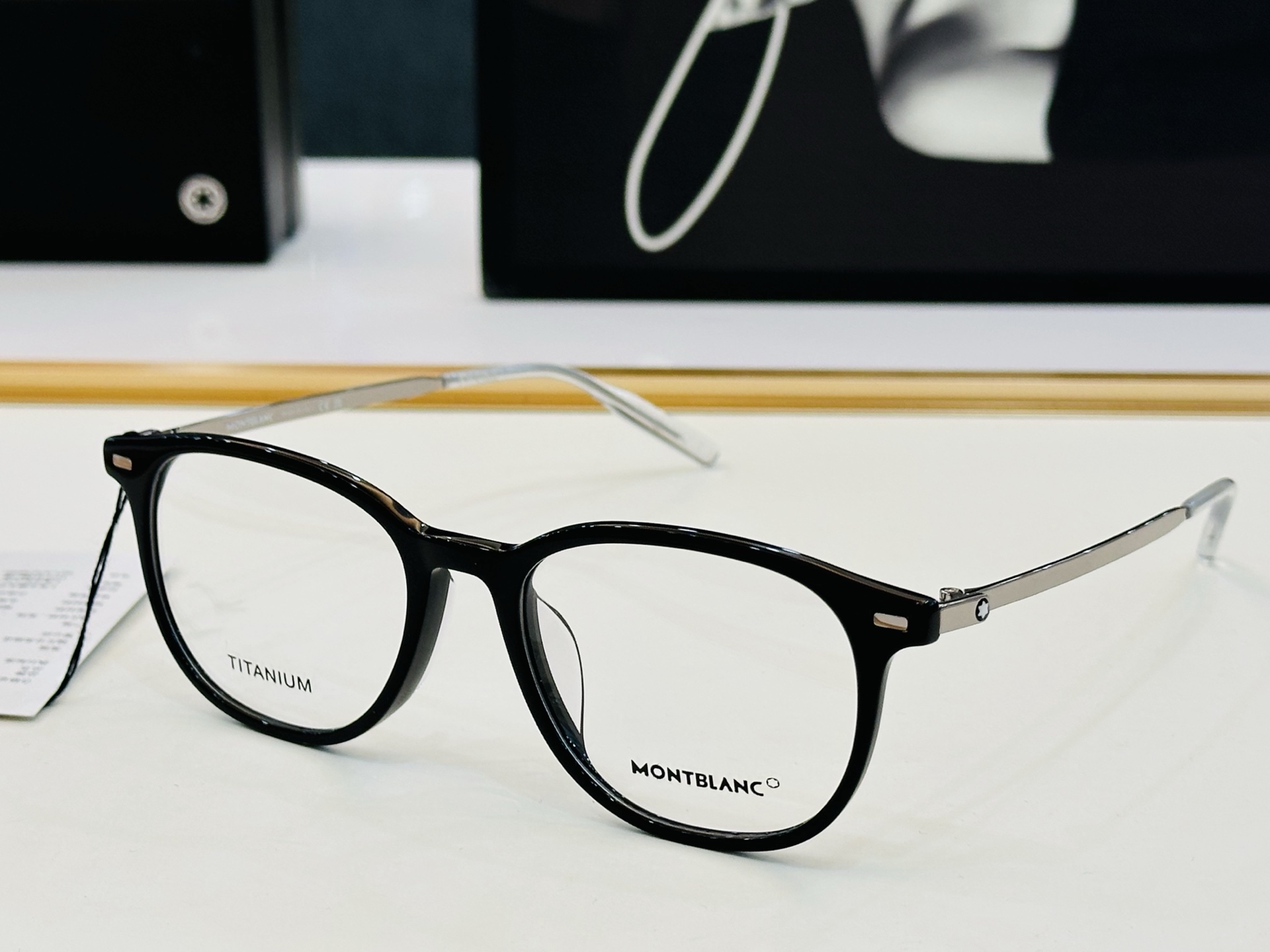 官网新品 MONTBLANC 万宝龙 MB0448OA   Size：53口18-145   做工精良 