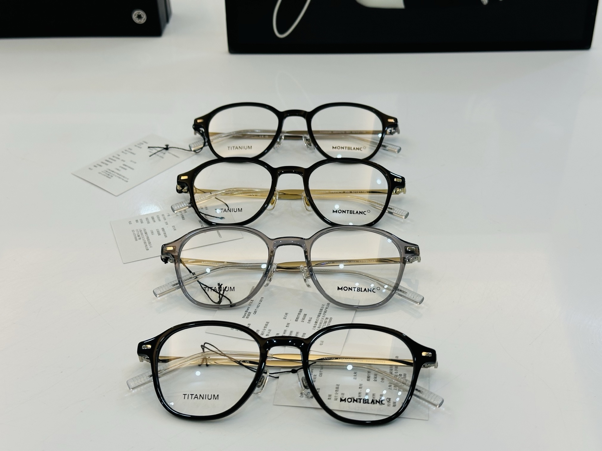 官网新品 MONTBLANC 万宝龙 MB0427O    Size：52口21-145   做工精良 