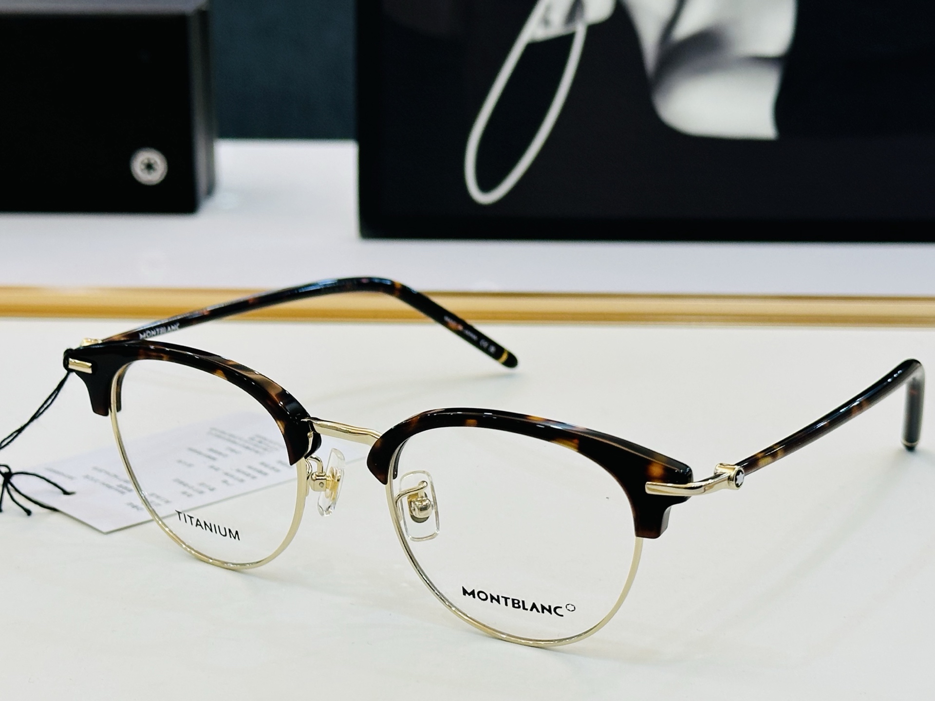 官网新品 MONTBLANC 万宝龙 MB0408O     Size：49口20-145   做工精良