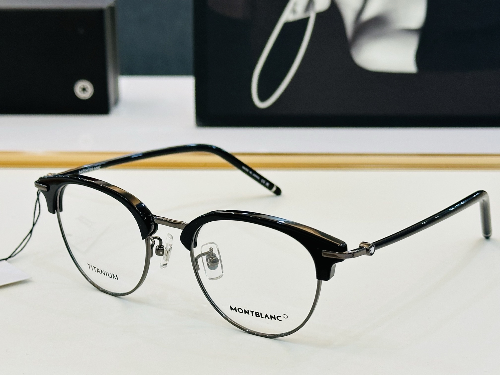 NO:373872,Official website new product MONTBLANC Montblanc MB0408O Size49 port 20-Exquisite workmanship W Perfect electroplating Comfortable wear Titanium rack Glasses Sunglasses Sunglasses, glasses, montblanc19860909官网新品 MONTBLANC 万宝龙 MB0408O Size49口20-做工精良 W 完美电镀 配戴舒适 钛架 眼镜墨镜太阳镜,眼镜,montblanc,glasses