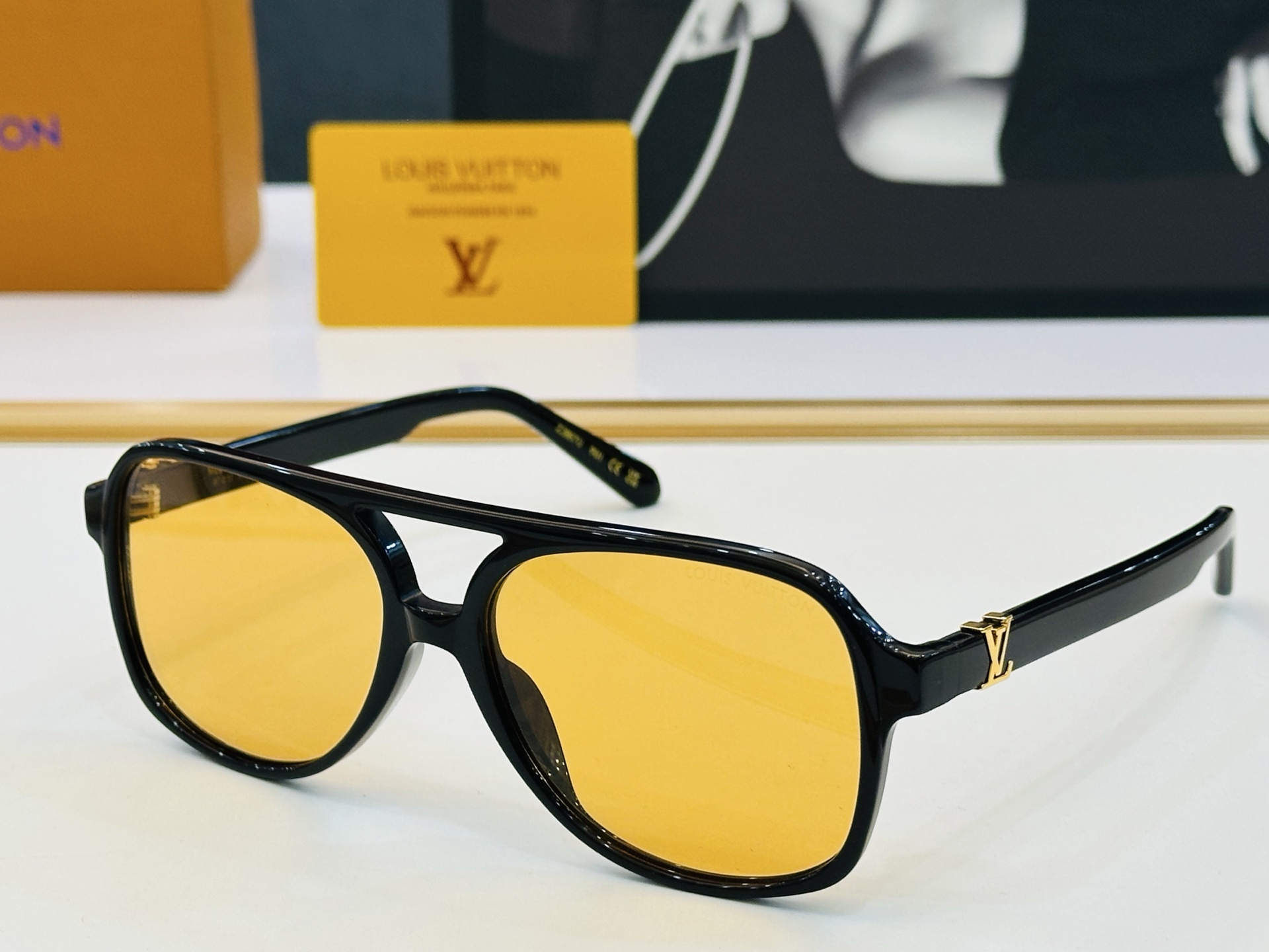 路易家 🎩Z2866U Size：57口17-145  充满活力的 展现独特个性🌟展现大气的你 B高品质