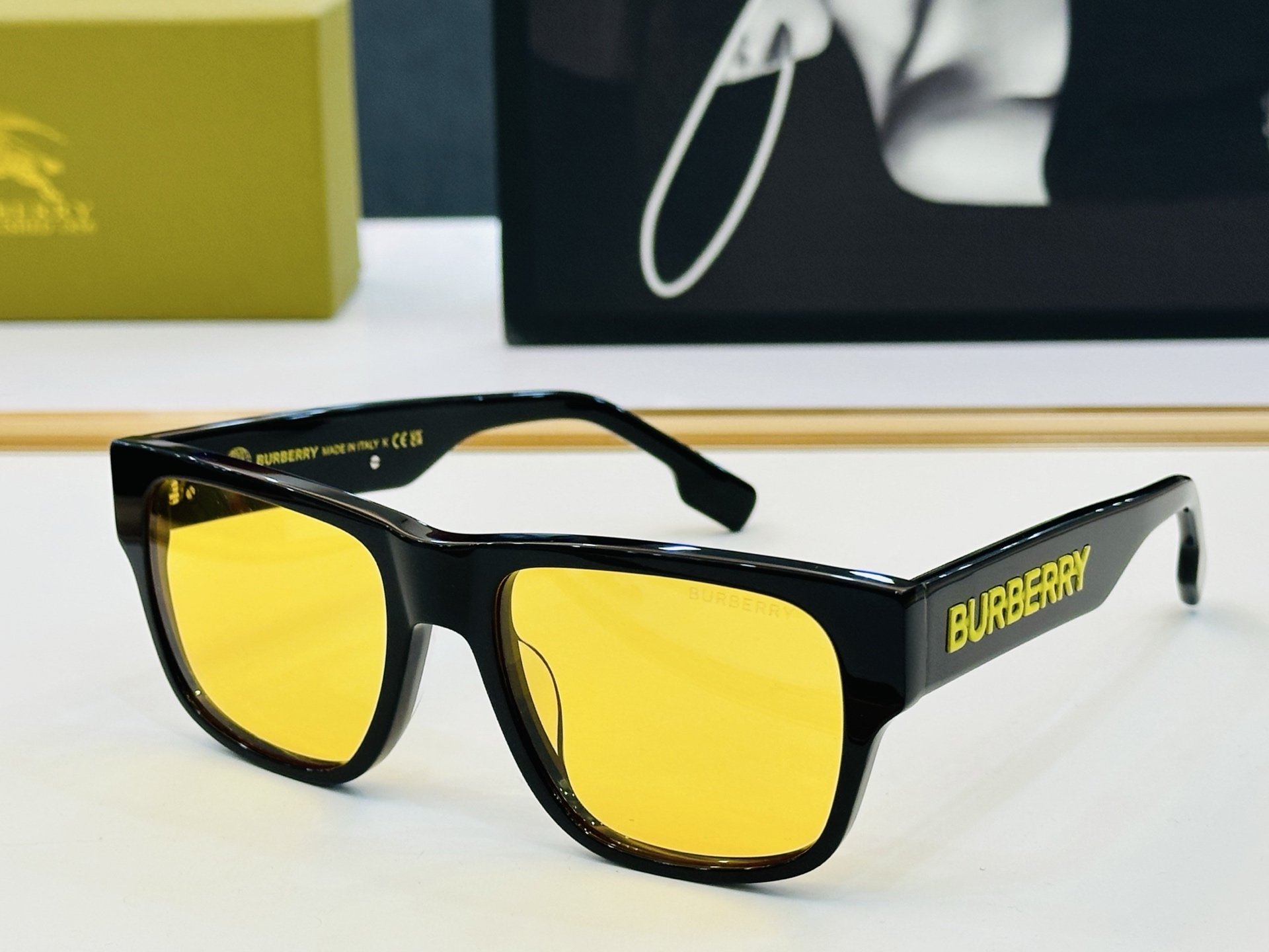 高品质✨BURBERR*✨ 巴家 BE4358  Size：54口20-145 女款太阳眼镜得意 愉快 