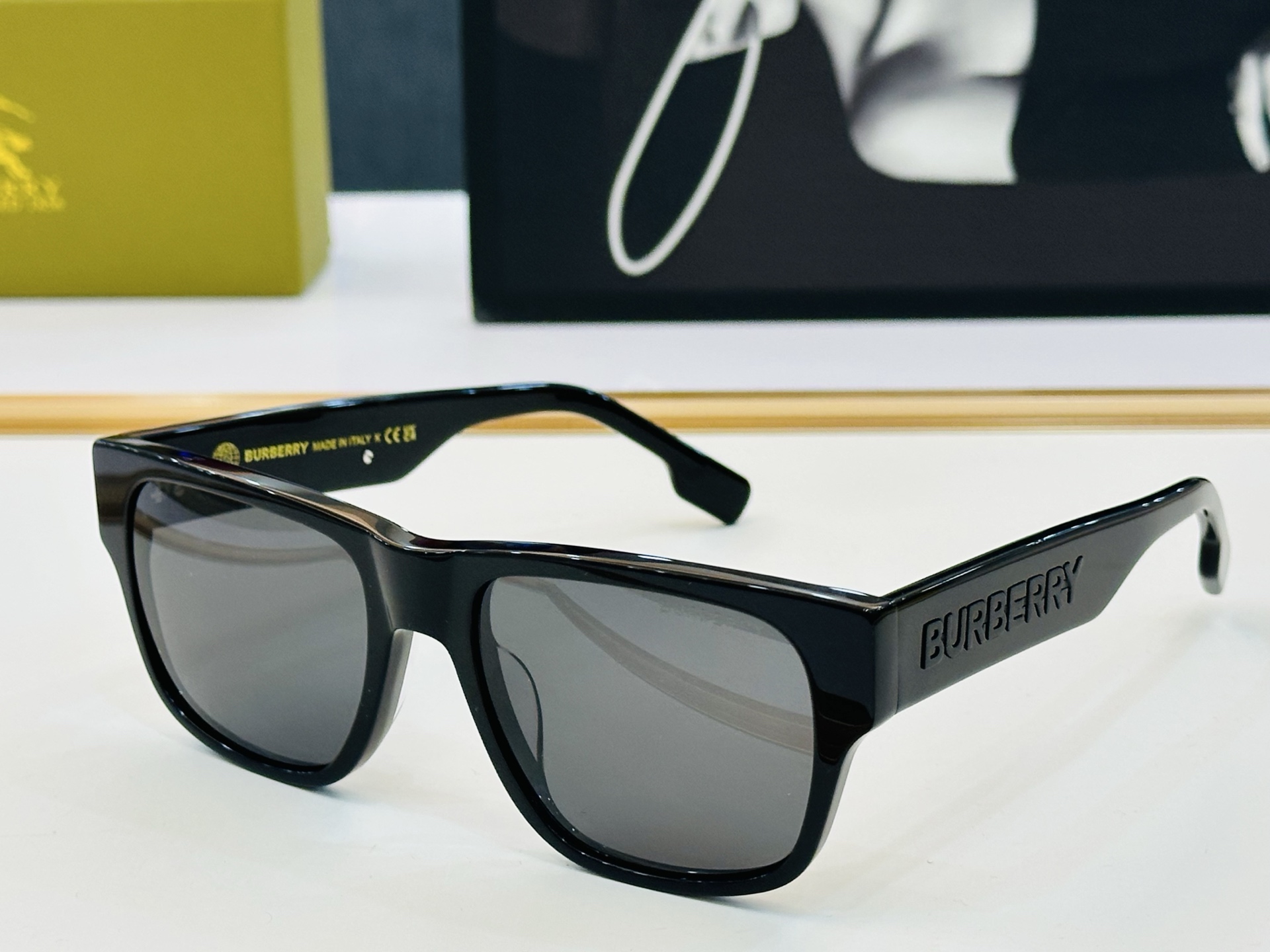 NO:373934,High-quality BURBERR* Bajia BE4358 Size54 20-145 Women's sunglasses [Perfect [Happy] C Italian imported materials made of glasses sunglasses sunglasses, glasses, burberry, burberry19860909高品质BURBERR* 巴家 BE4358 Size54口20-145 女款太阳眼镜[得意 [愉快] C意大利进口材料制造眼镜墨镜太阳镜,眼镜,burberry,burberry,glasses