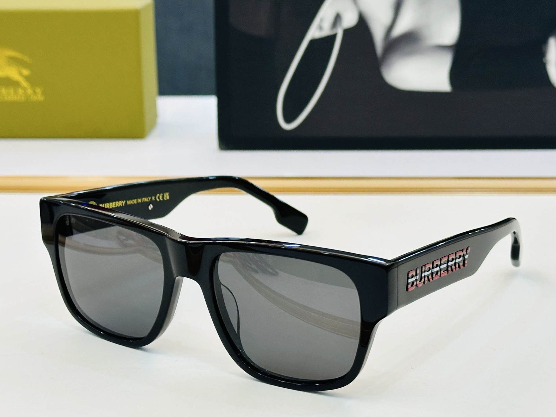 高品质✨BURBERR*✨ 巴家 BE4358  Size：54口20-145 女款太阳眼镜得意 愉快 