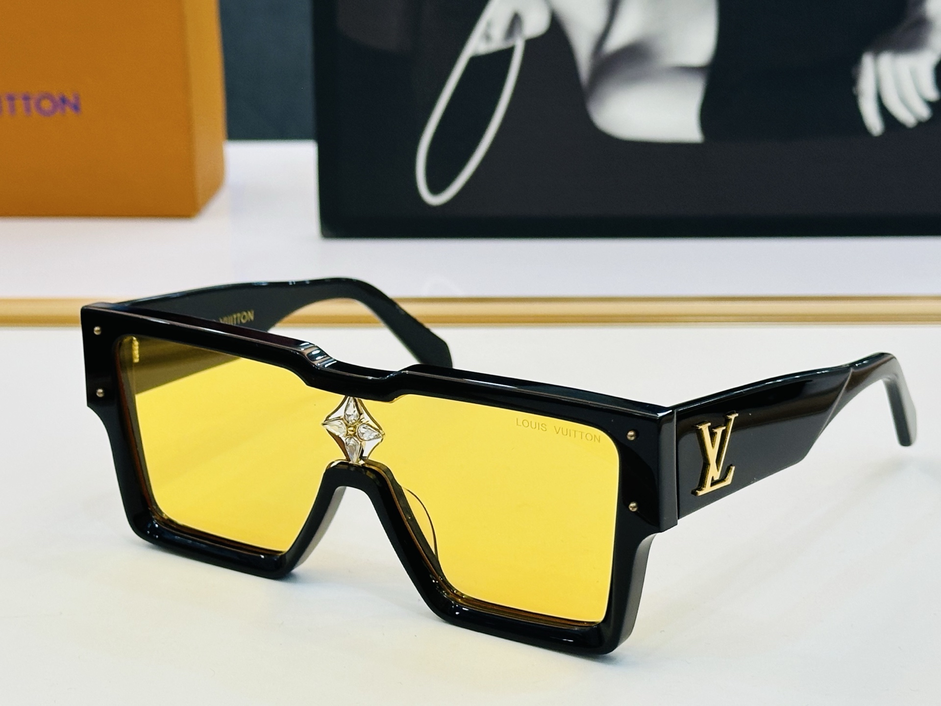 路易家 LOUIS *VUITON 原单高品质 Z1578E   Size：99口1-145  皆属上品