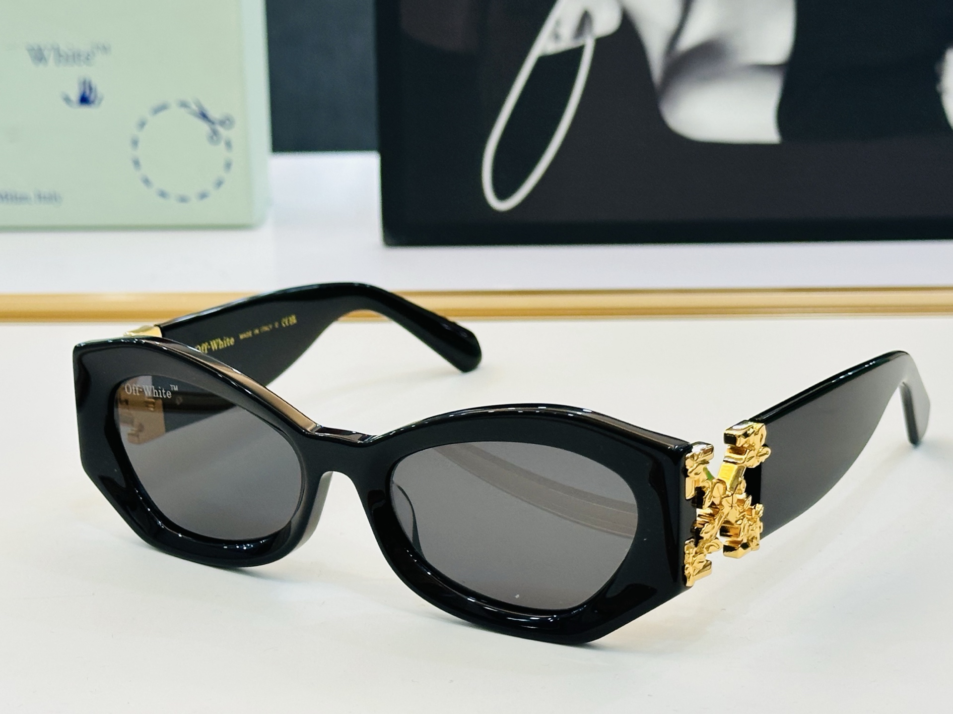 官网款 OFF WHITE MODELVRAME SIZE 56口20-140  b时尚太阳镜 