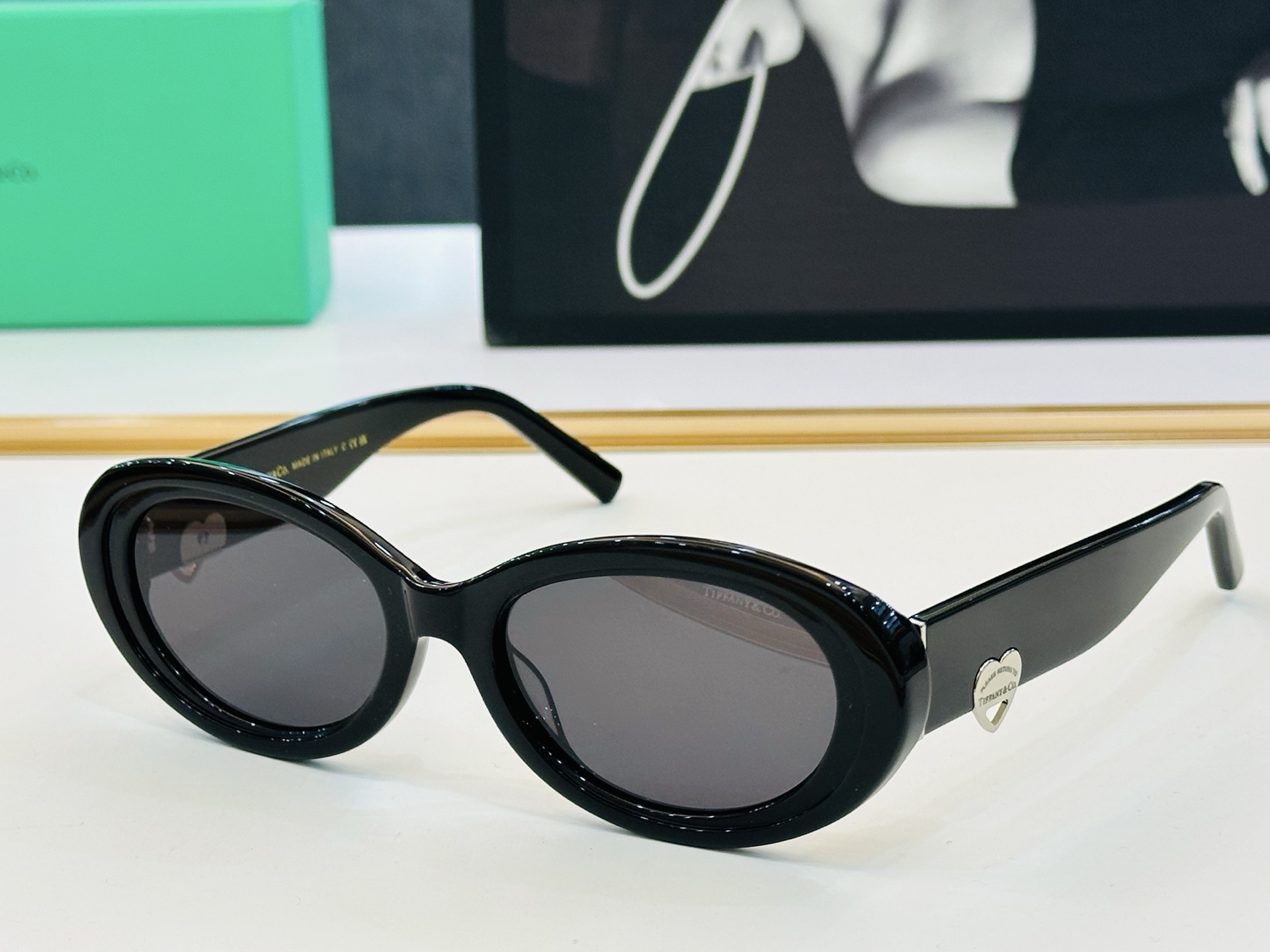 NO:373927,Tiffany & CO. TF4221 Size56 19-145 Fashion sunglasses frame b Multi-color optional Sunglasses Glasses Sunglasses Sunglasses, glasses, tom ford19860909蒂芙家 Tiffany & CO. TF4221 Size56口19-145 时尚太阳镜架 b多色可选 太阳镜 眼镜墨镜太阳镜,眼镜,tom ford,glasses