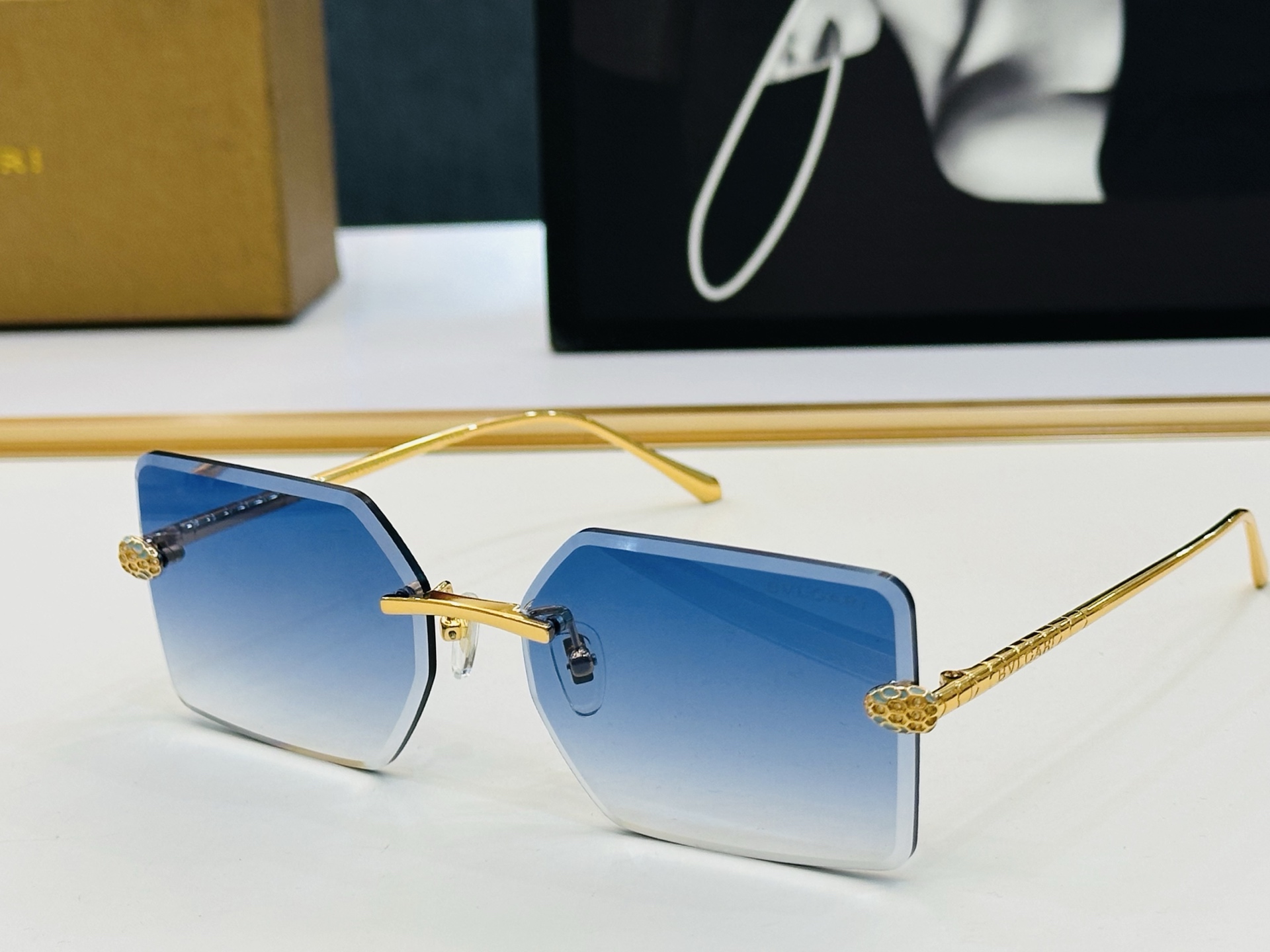 🆕款 官网同售 宝格家 BV9021 👍 Size ：61口17-145  绝对要买😎品质非常完美 K出