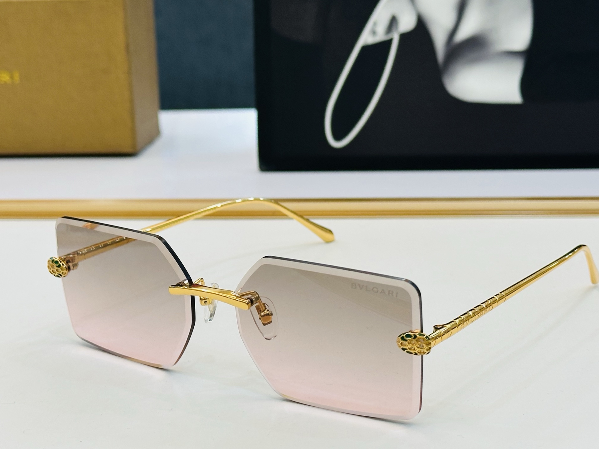 🆕款 官网同售 宝格家 BV9021 👍 Size ：61口17-145  绝对要买😎品质非常完美 K出