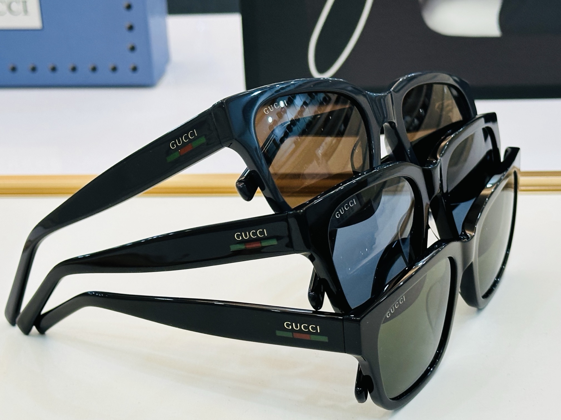 🔺GUCC*🔻 古家GG1857S Size：52口21-145 原版墨镜搭配镜框🔝🔝时尚靓丽 L个性十