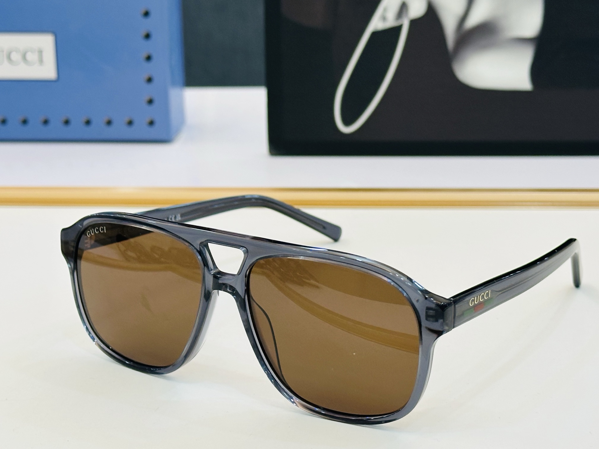 🔺GUCC*🔻 古家GG1856S Size：57口15-145 原版墨镜搭配镜框🔝🔝时尚靓丽 L个性十