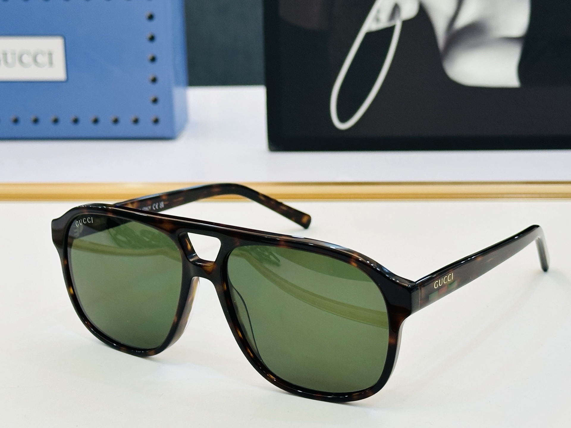 🔺GUCC*🔻 古家GG1856S Size：57口15-145 原版墨镜搭配镜框🔝🔝时尚靓丽 L个性十