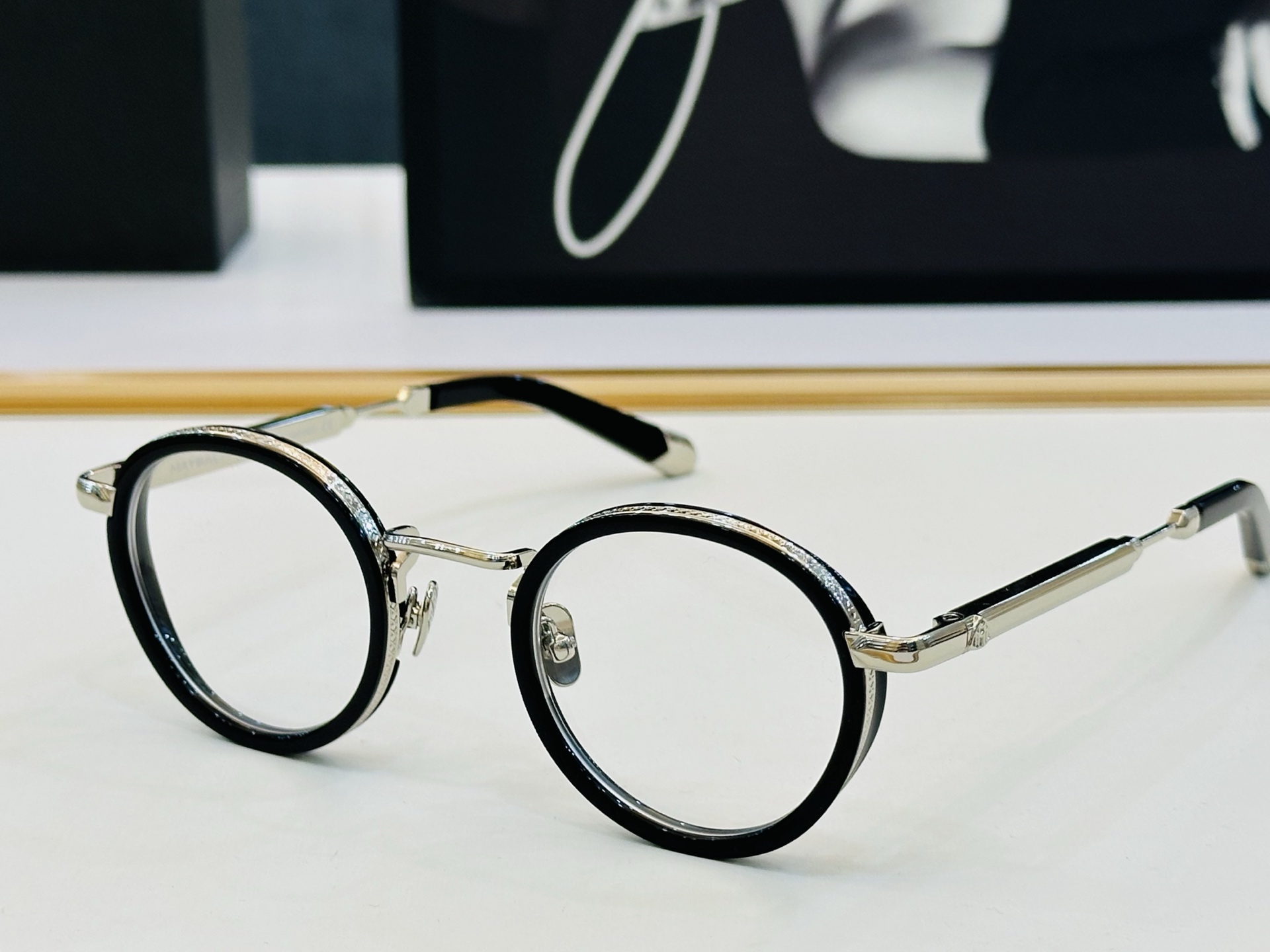 高品质 迈巴赫 🎉🎉做工精美💕💕MAYBAC*H Z28 Size：46口25-145 质感十足 CC👍