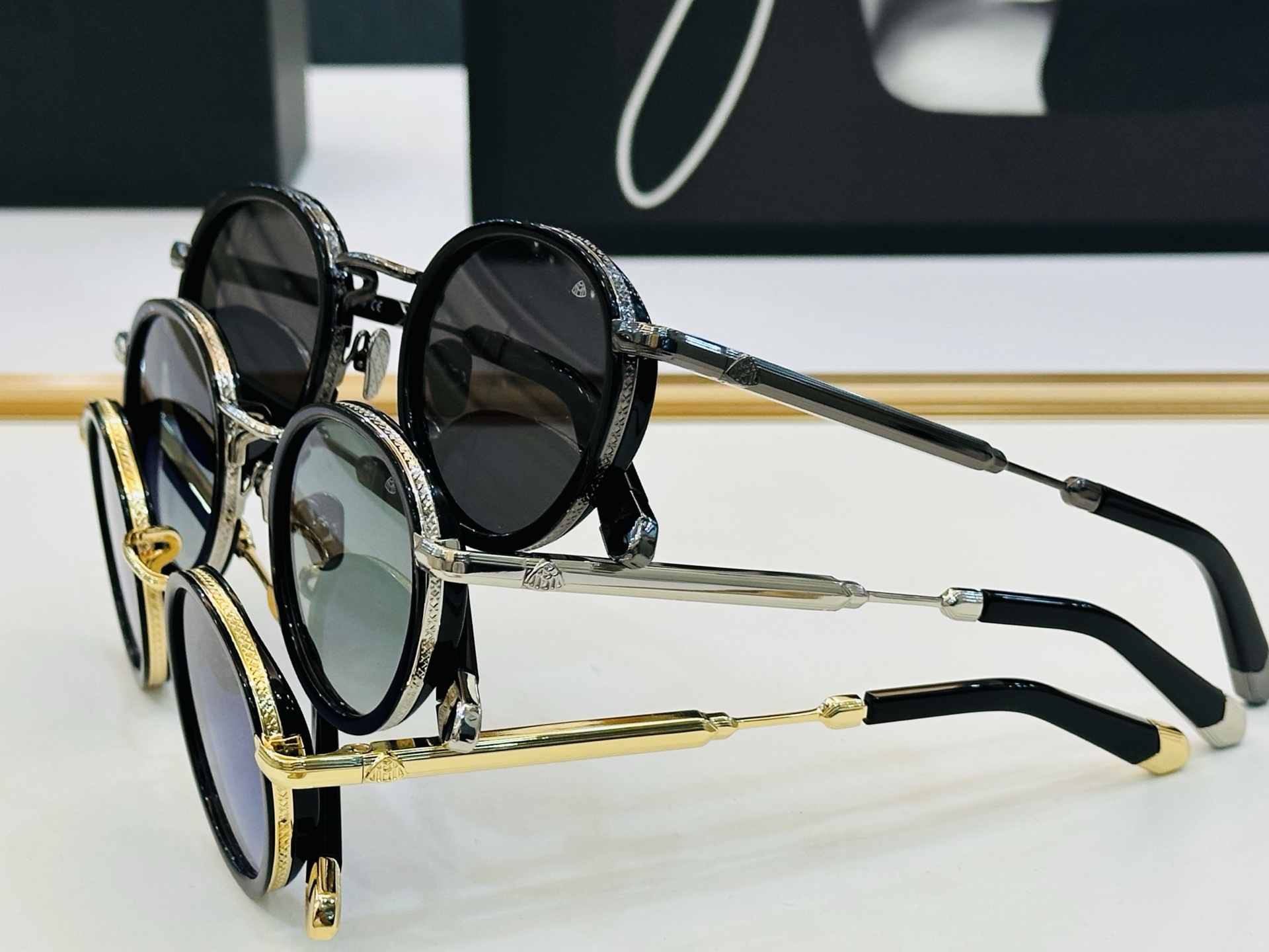 高品质 迈巴赫 🎉🎉做工精美💕💕MAYBAC*H Z28 Size：46口25-145 质感十足 CC👍